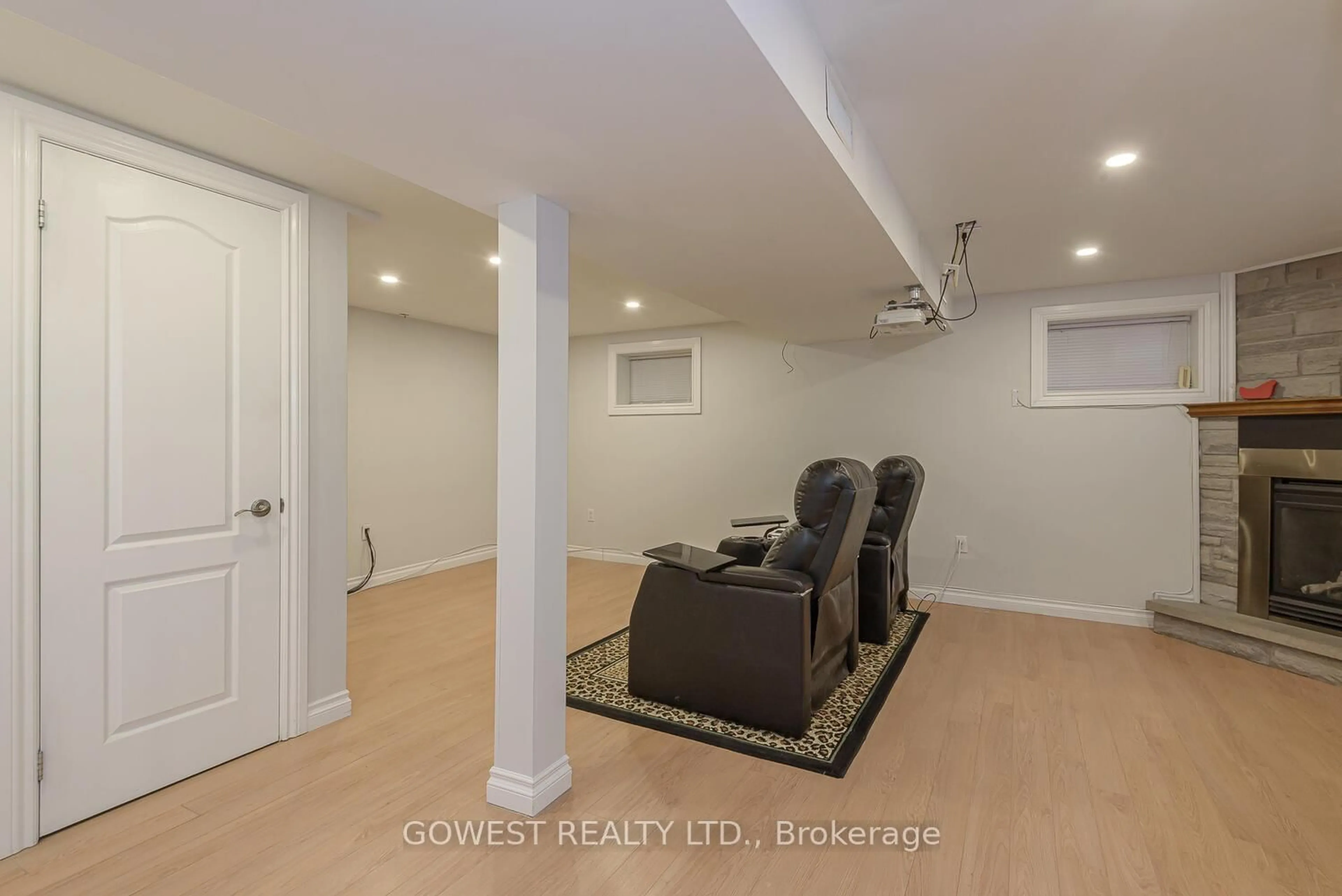 Unknown for 56 Panmure Cres, Toronto Ontario M1K 4Y6