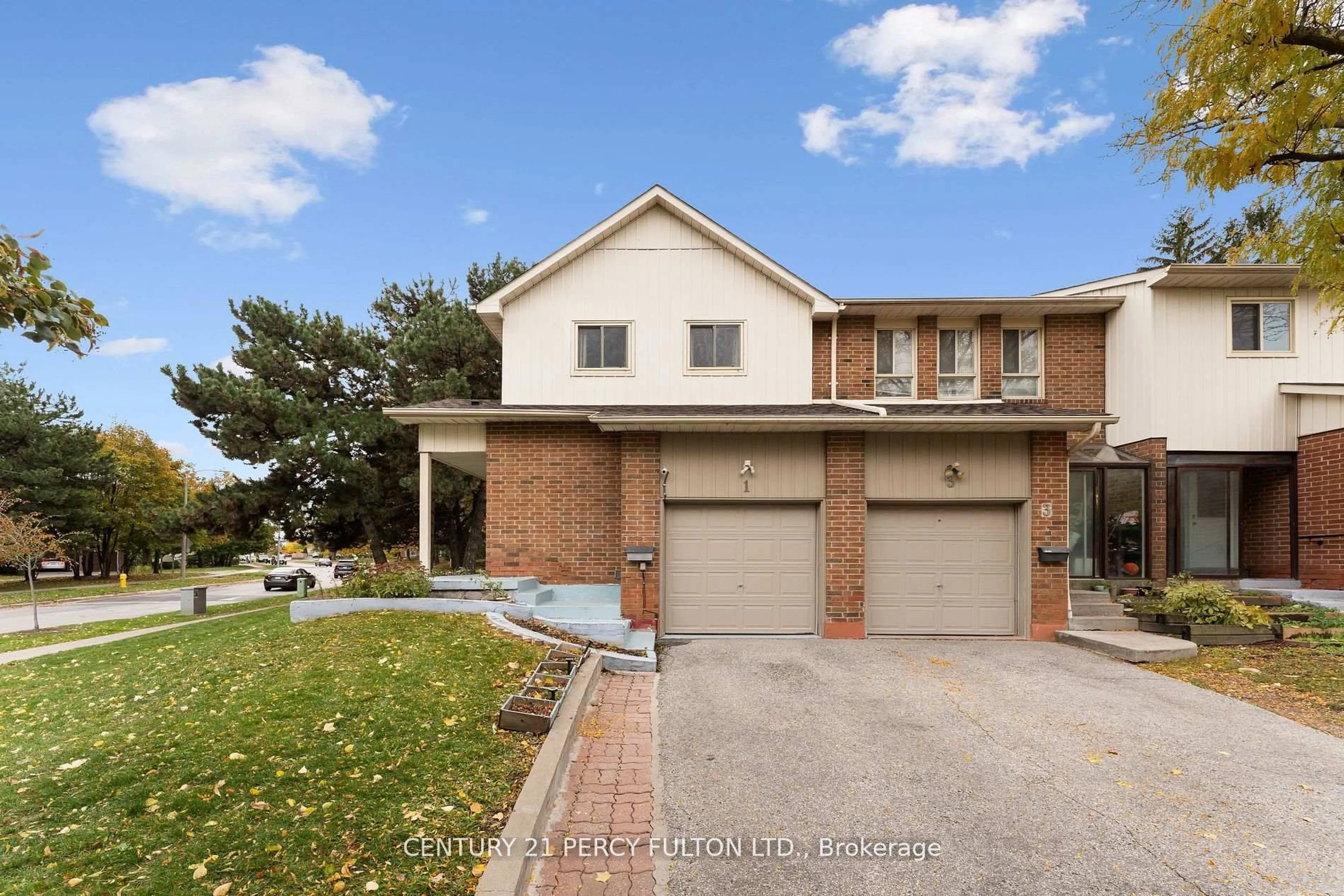 Home with brick exterior material, street for 34 Dundalk Dr #1, Toronto Ontario M1P 4W3