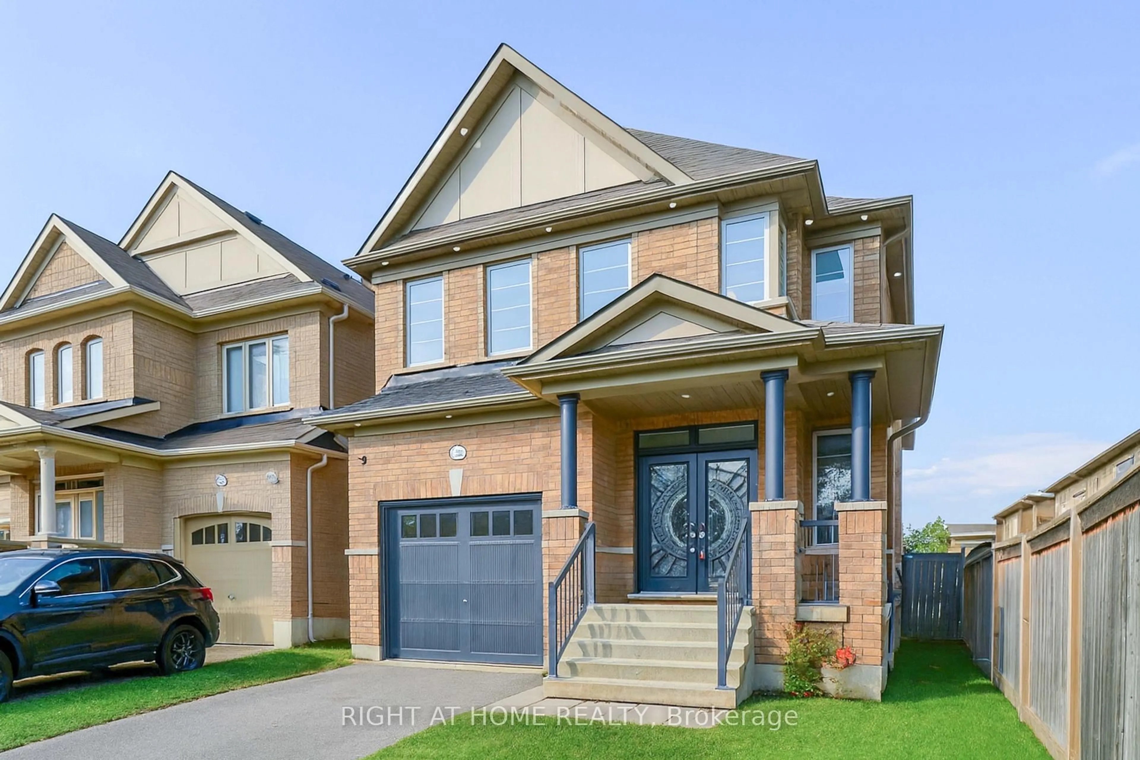 Home with brick exterior material, street for 186 Cosgrove Dr, Oshawa Ontario L1L 0K5