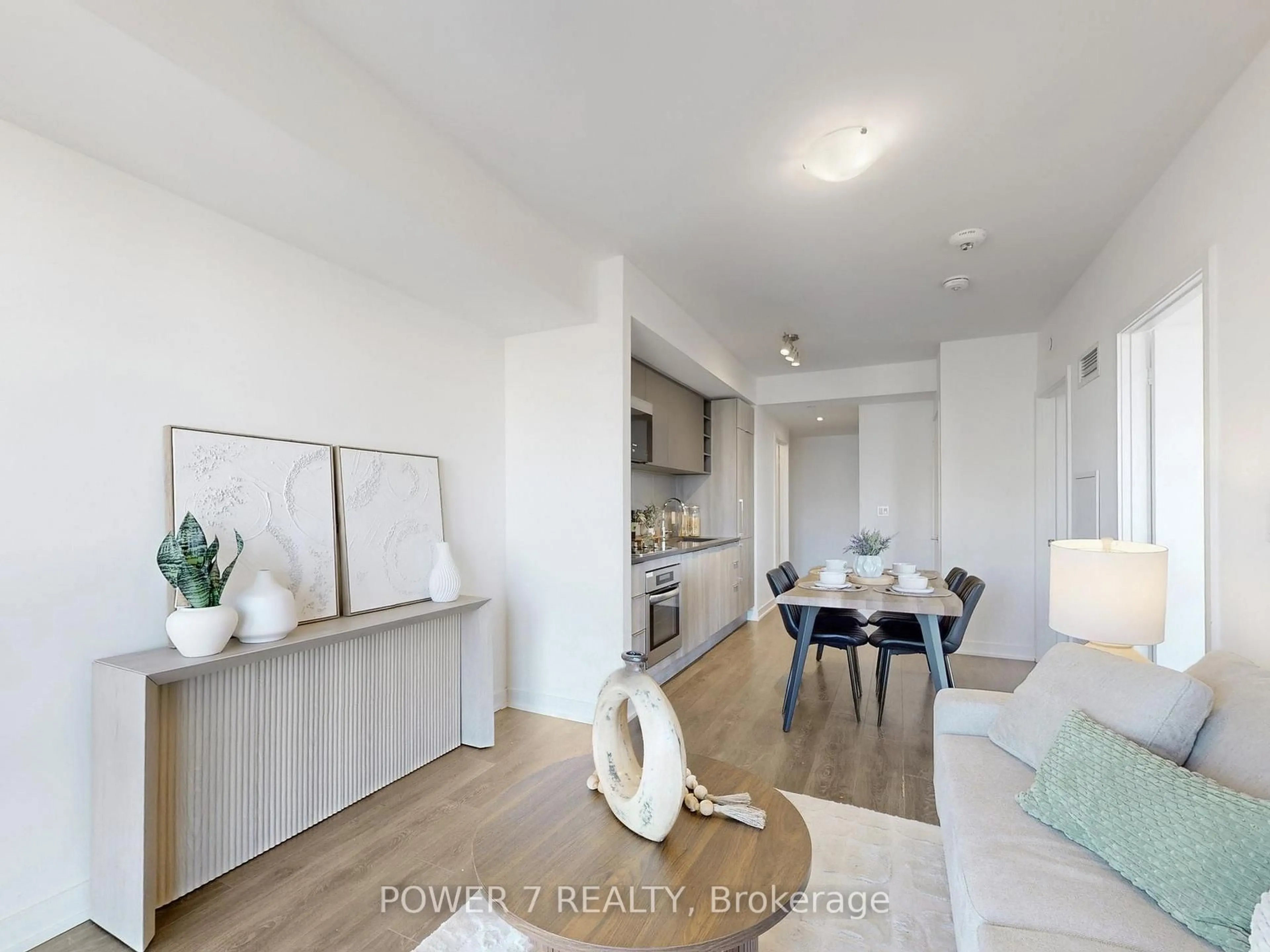 Unknown for 2033 Kennedy Rd #3605, Toronto Ontario M4J 1Y6