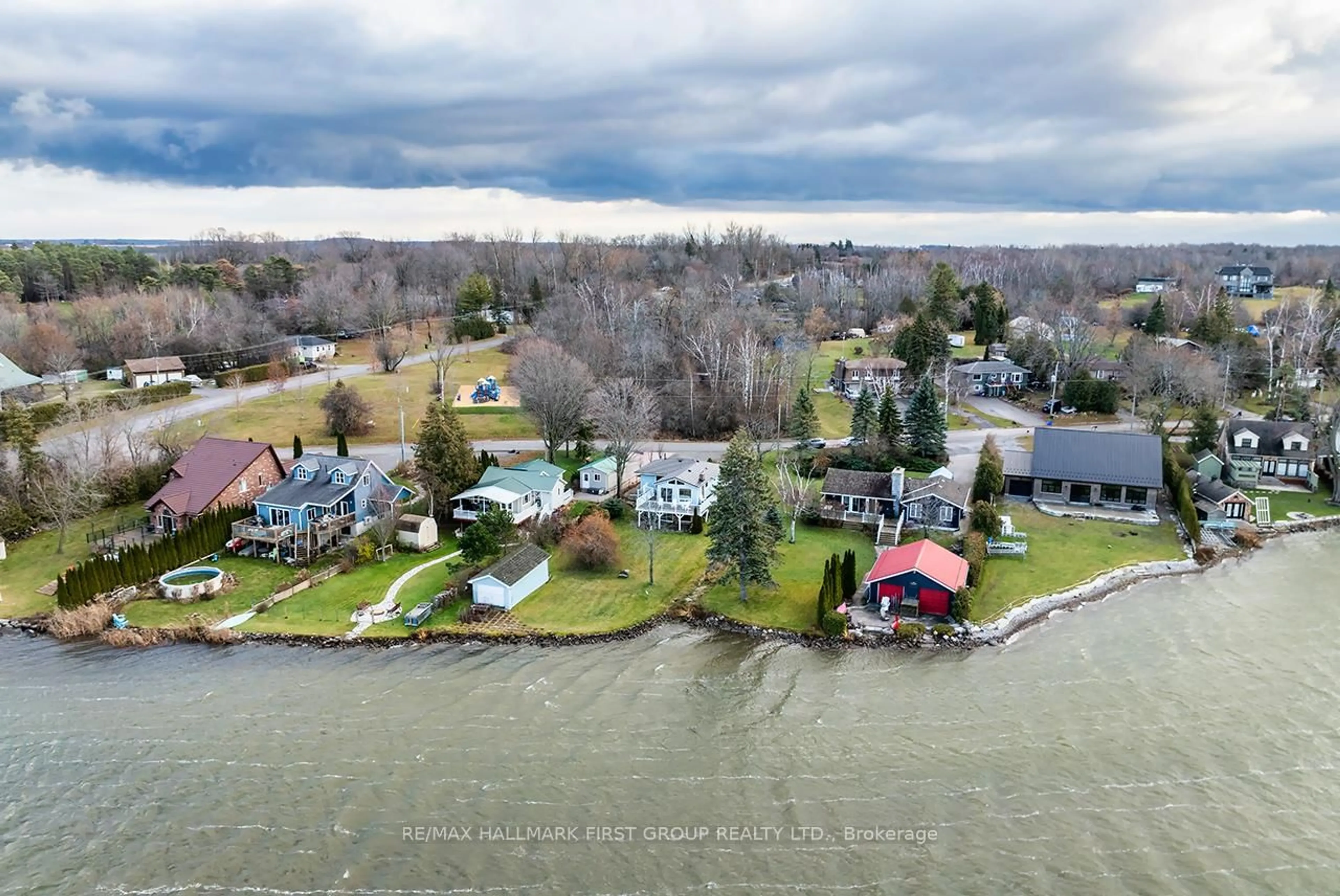A pic from outside/outdoor area/front of a property/back of a property/a pic from drone, water/lake/river/ocean view for 172 Coleman Cres, Scugog Ontario L0B 1K0