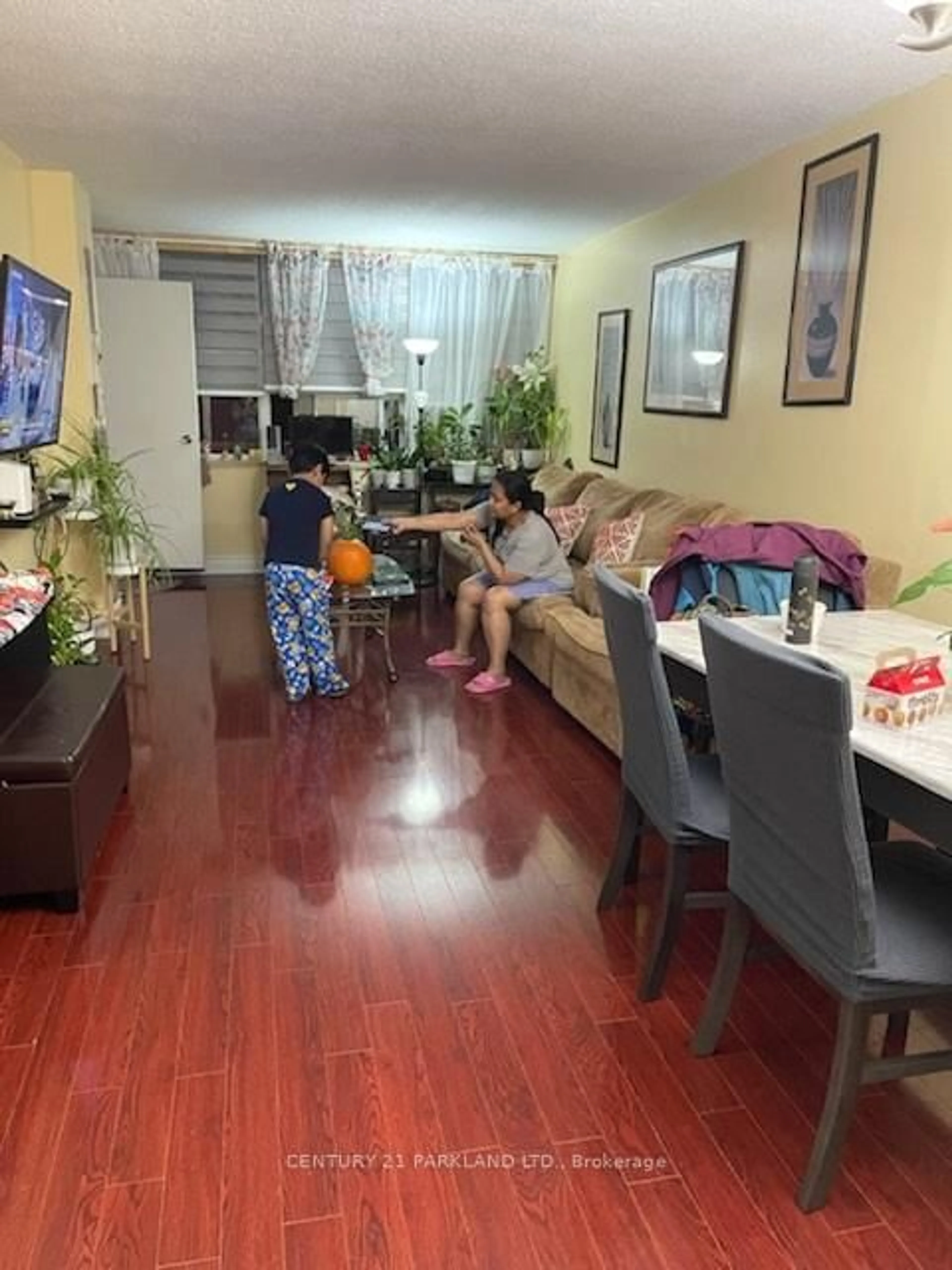 A pic of a room for 45 Silver Springs Blvd #109, Toronto Ontario M1V 1R2