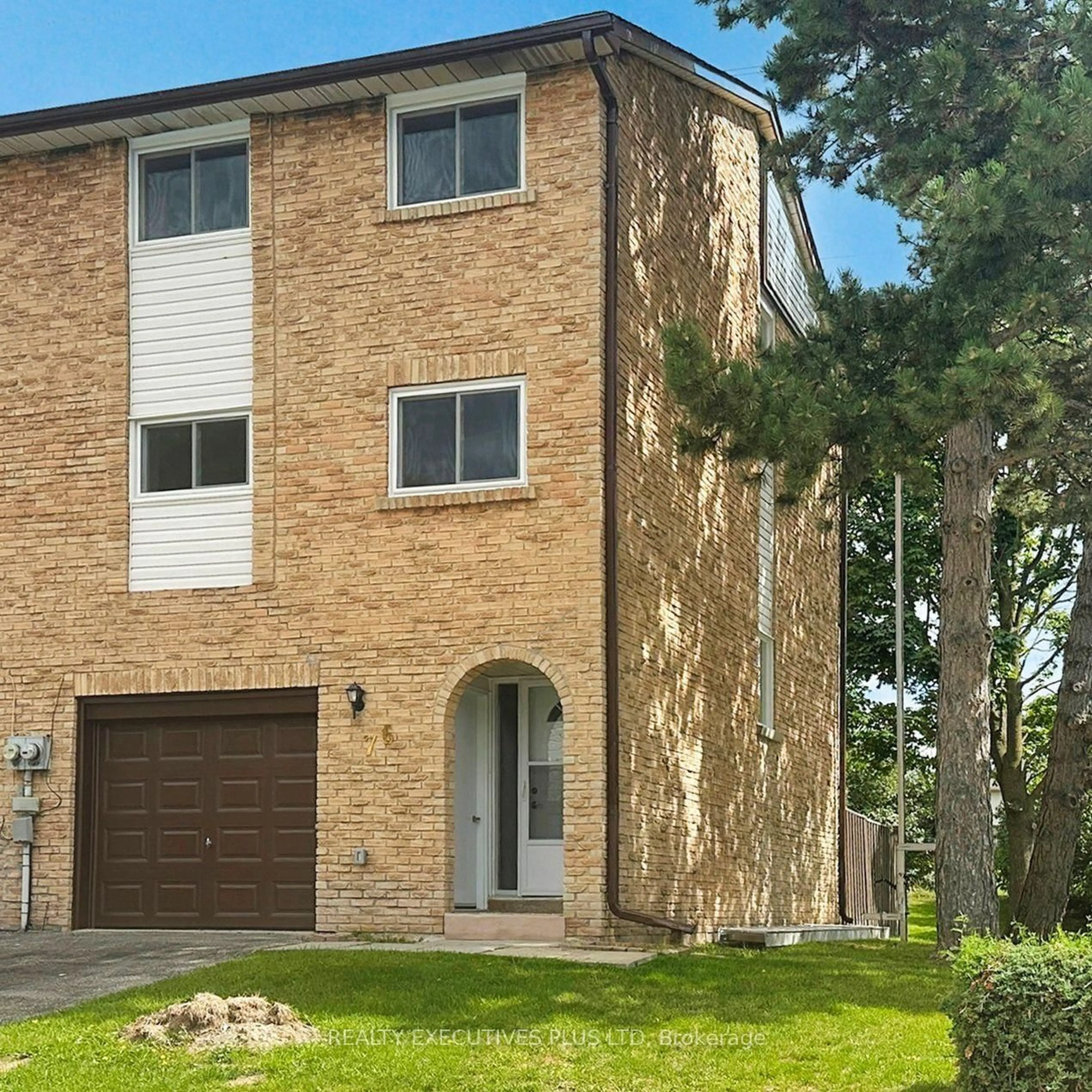 Home with brick exterior material, street for 1330 Trowbridge Dr #76, Oshawa Ontario L1G 7L1