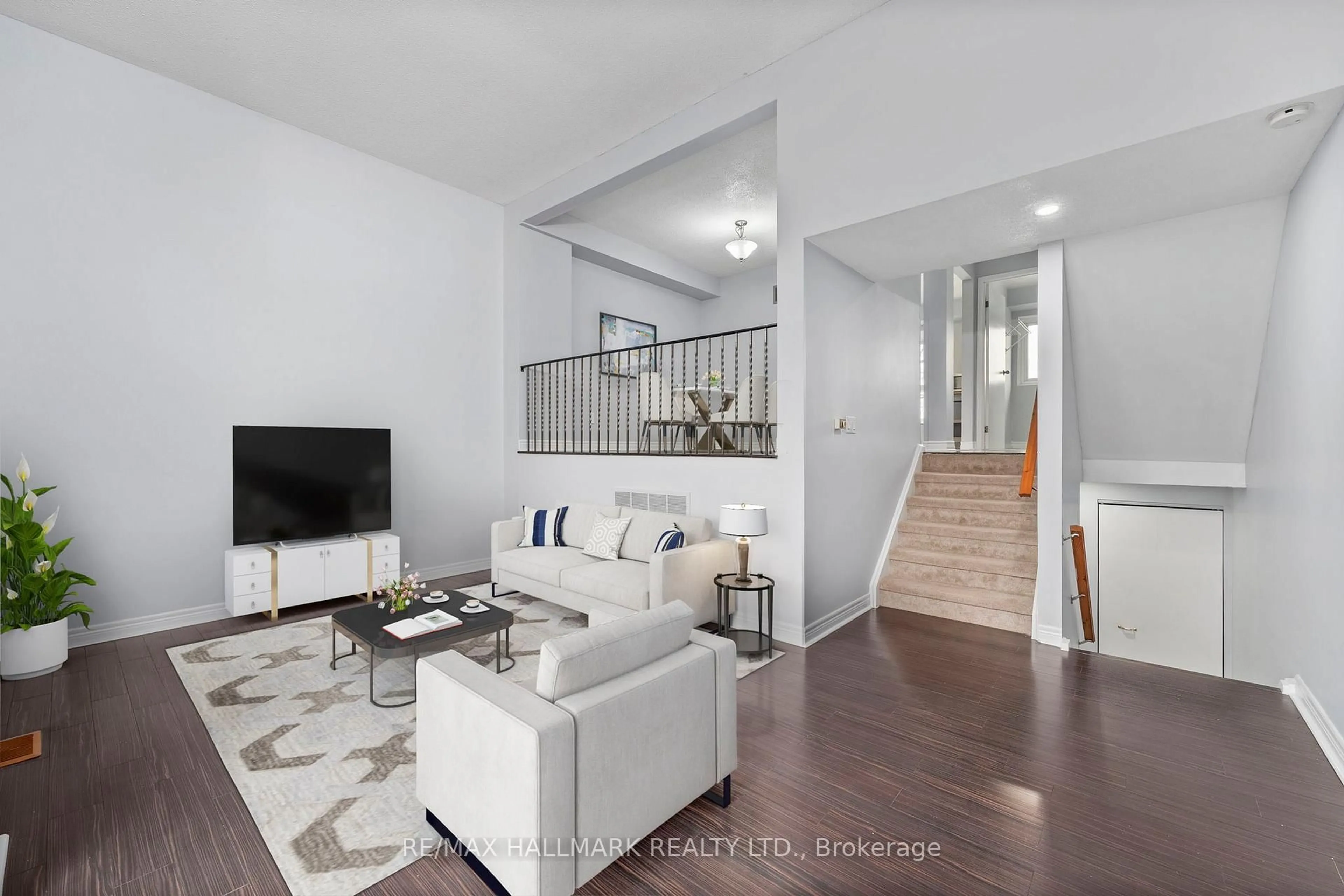 Living room with furniture, unknown for 4662 Kingston Rd #98, Toronto Ontario M1E 4Y7