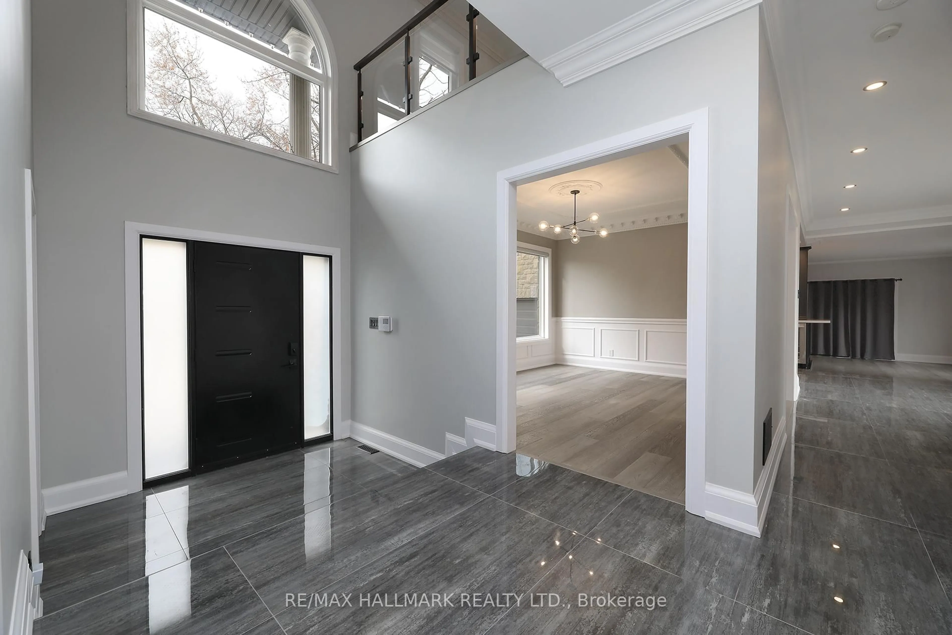 Indoor entryway for 88 Colonel Danforth Tr, Toronto Ontario M1C 1R1