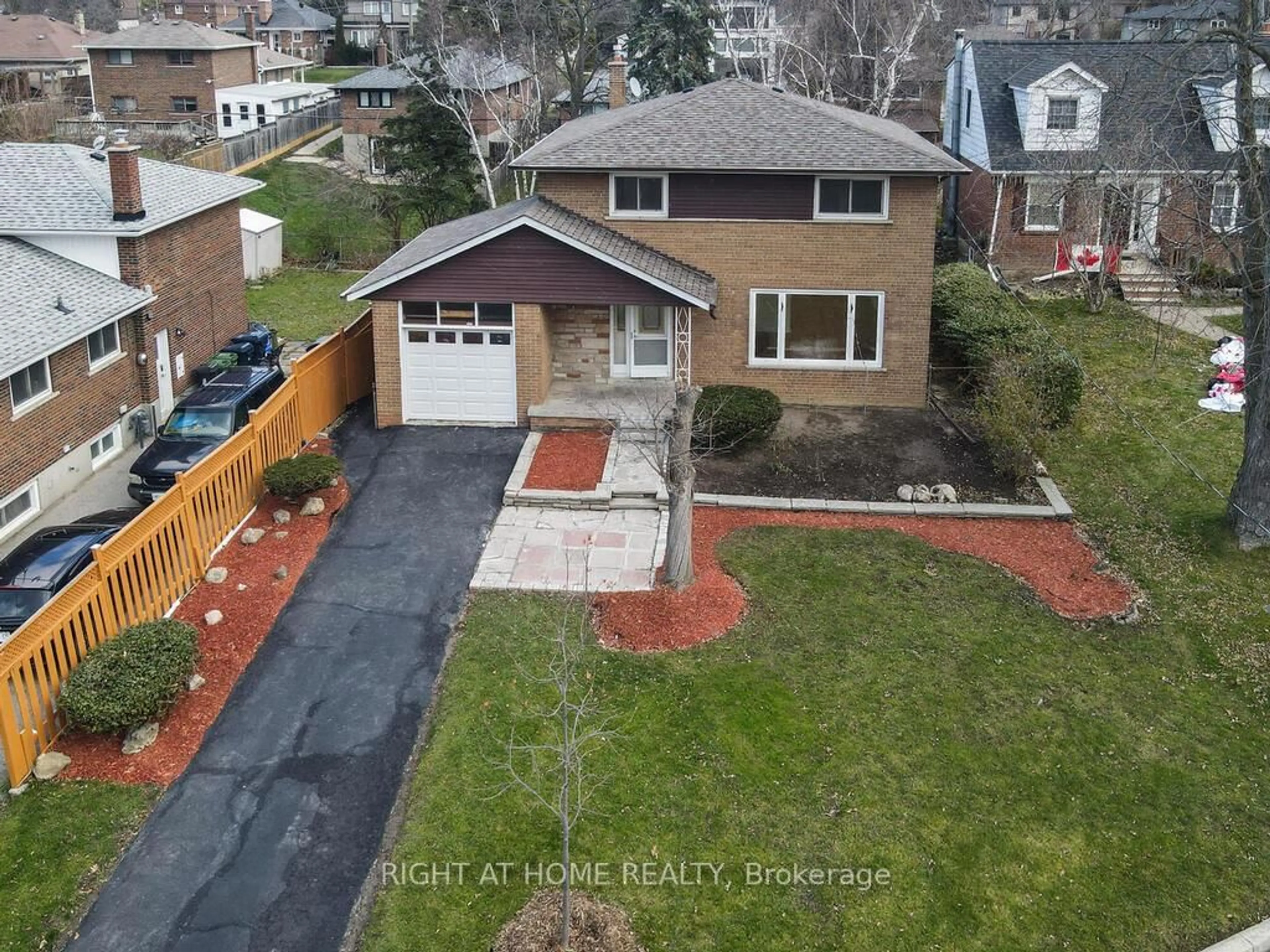 A pic from outside/outdoor area/front of a property/back of a property/a pic from drone, street for 9 Allister Ave, Toronto Ontario M1M 3K7