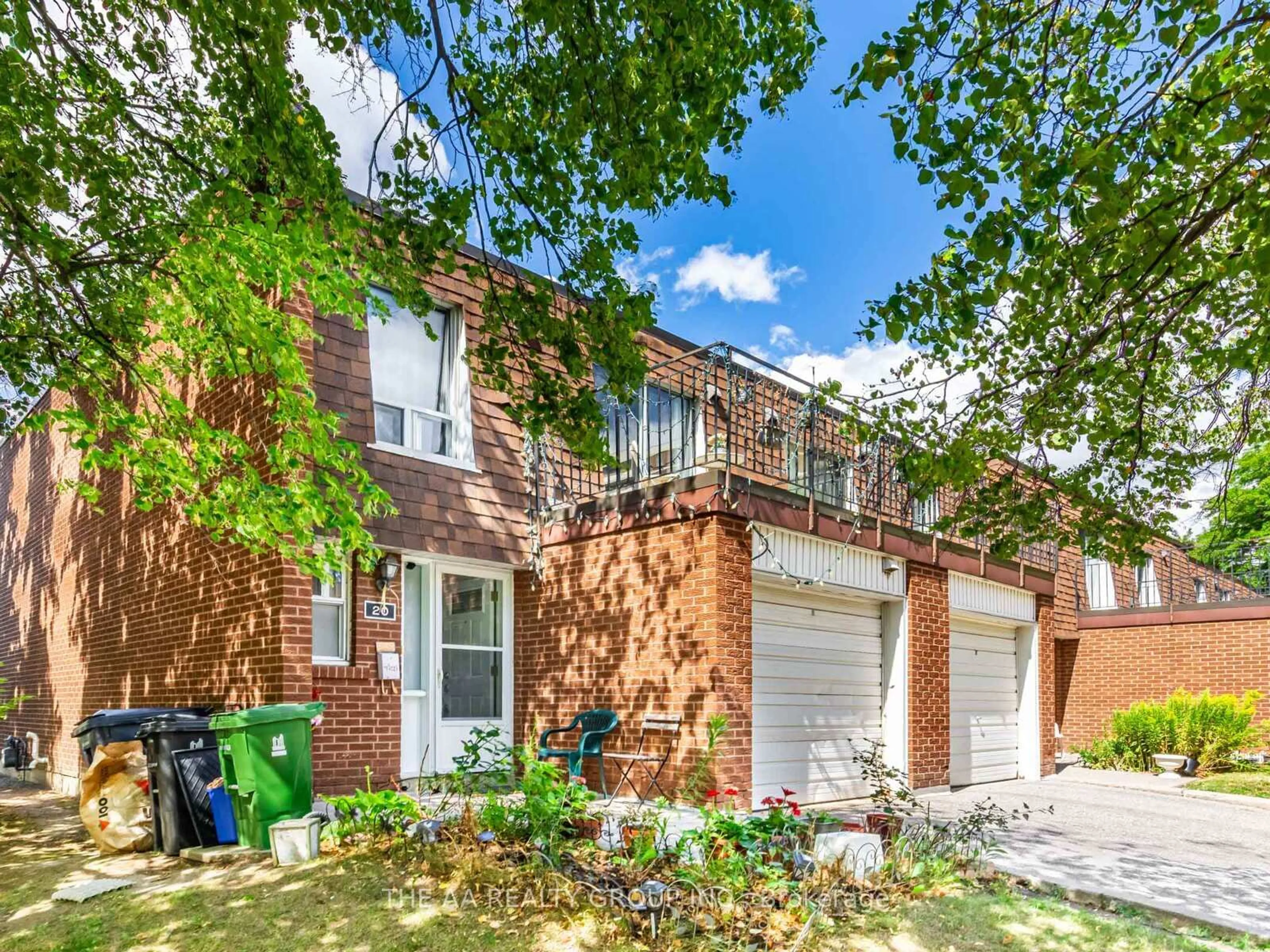 Home with brick exterior material, street for 50 Bridletowne Circ #20, Toronto Ontario M1W 2G8