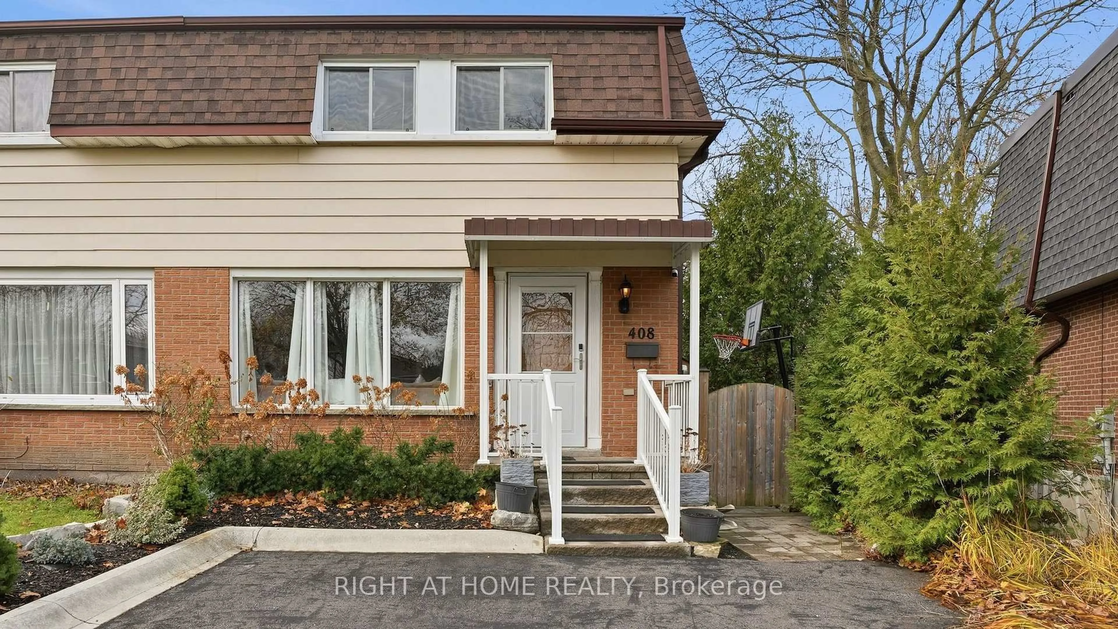 Unknown for 408 Camelot Crt, Oshawa Ontario L1G 6P7