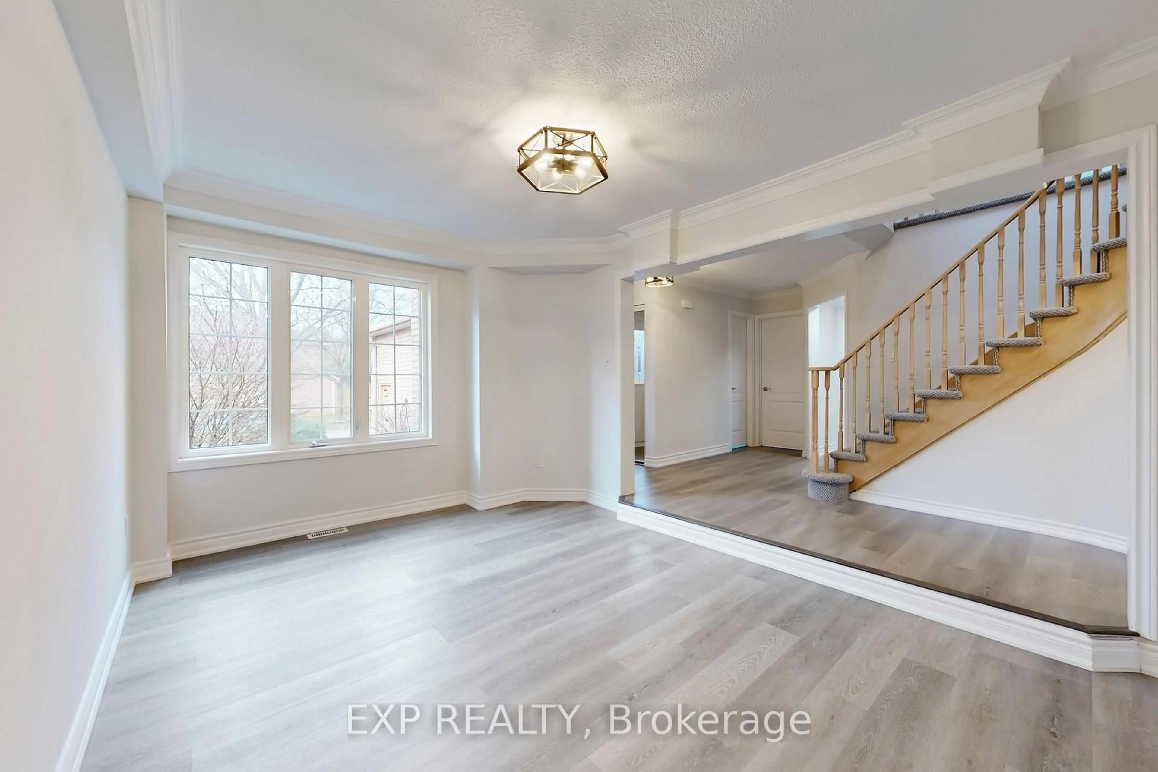 Unknown for 1117 Windgrove Sq, Pickering Ontario L1X 2S5