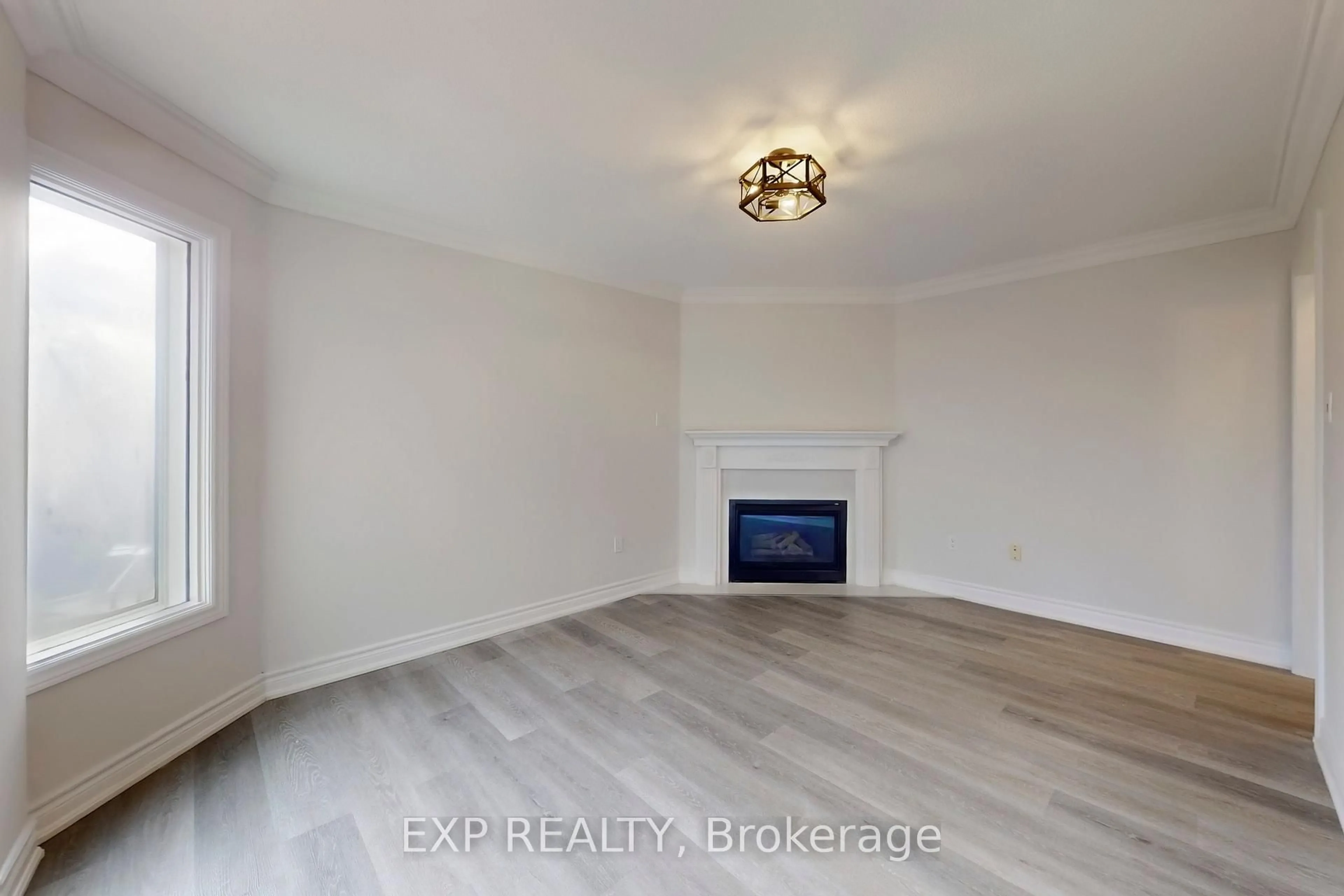A pic of a room for 1117 Windgrove Sq, Pickering Ontario L1X 2S5