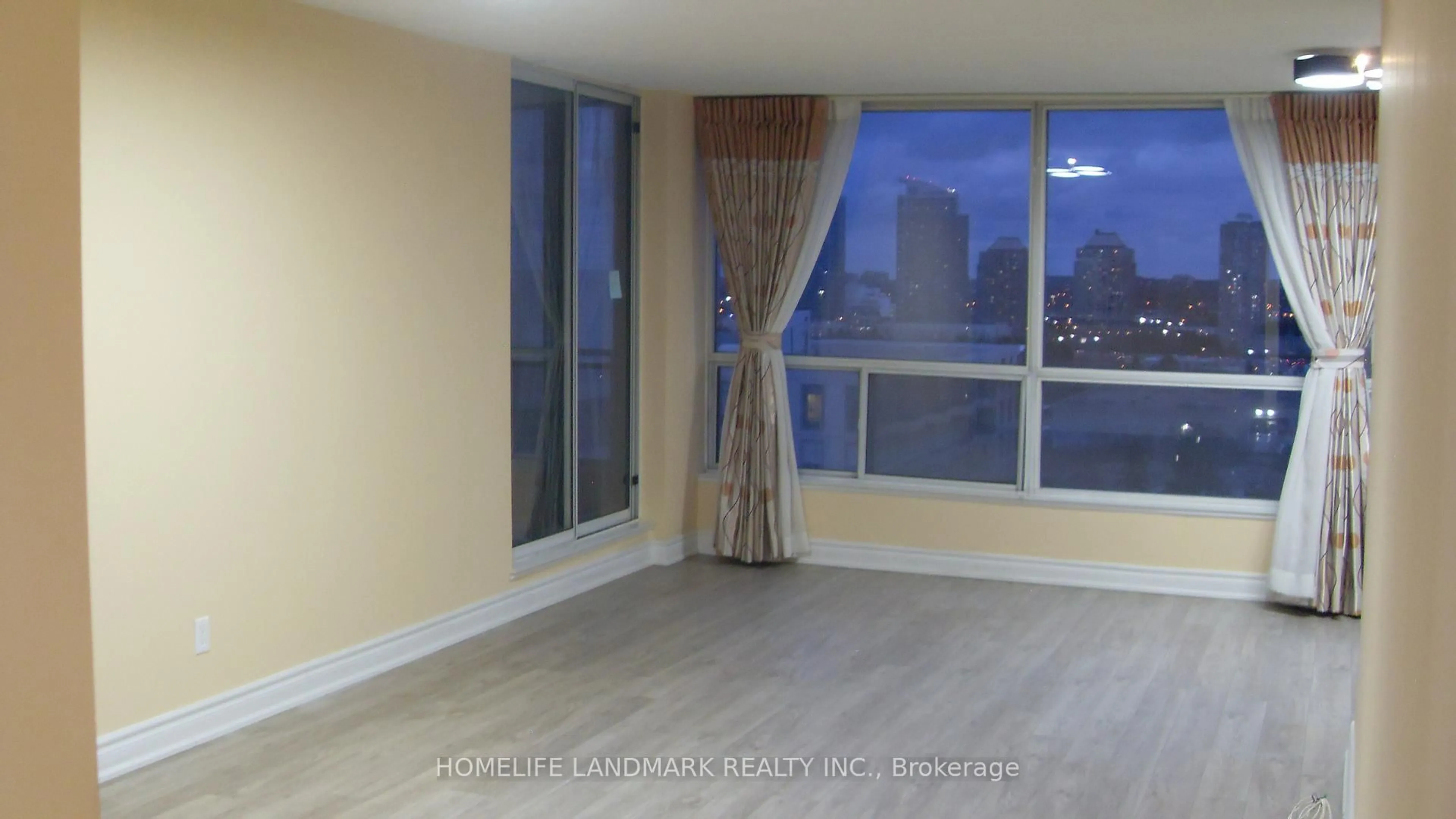 A pic of a room for 4725 Sheppard Ave #1802, Toronto Ontario M1S 5B2