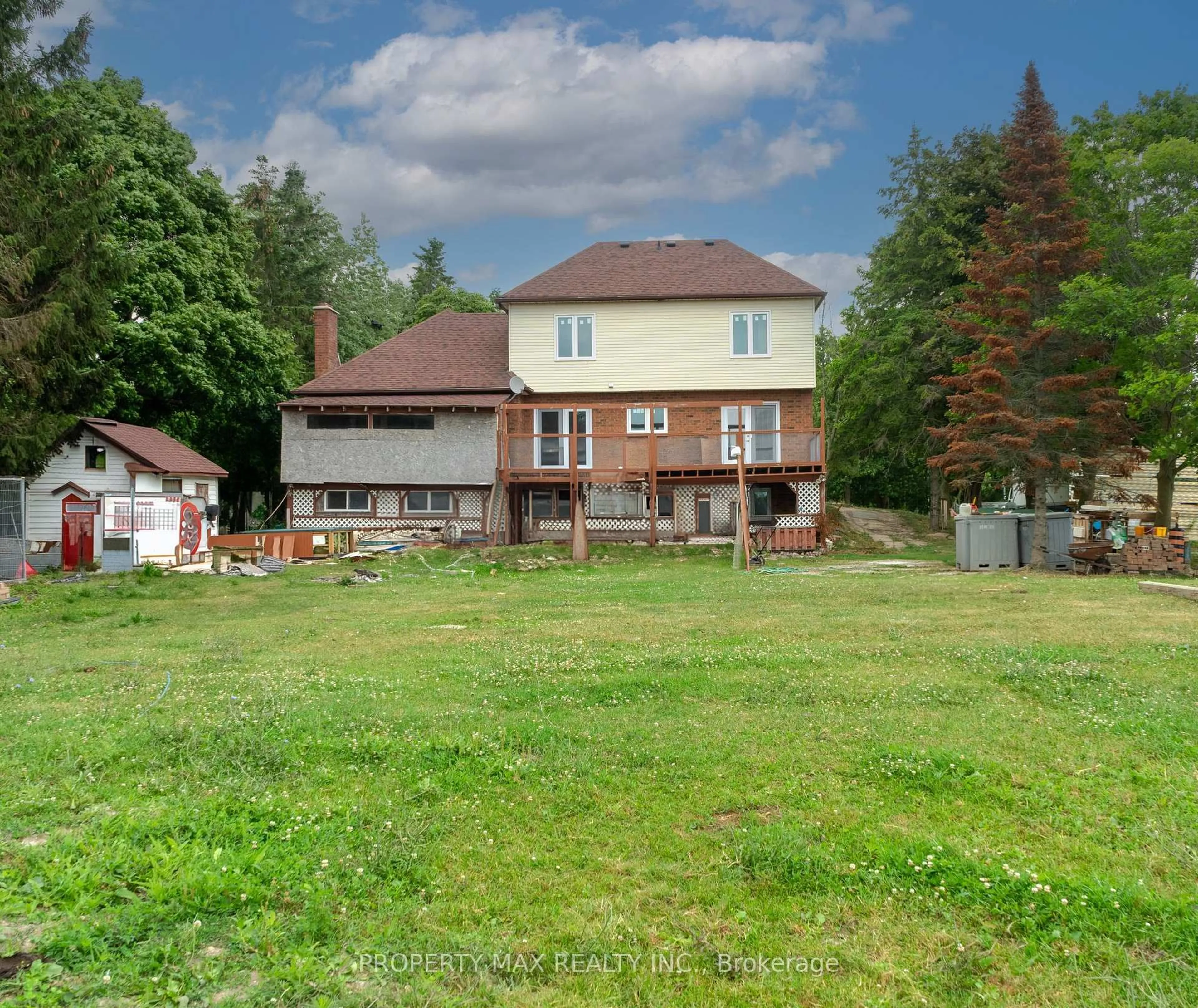 A pic from outside/outdoor area/front of a property/back of a property/a pic from drone, unknown for 2086 Solina Rd, Clarington Ontario L1C 6Z1