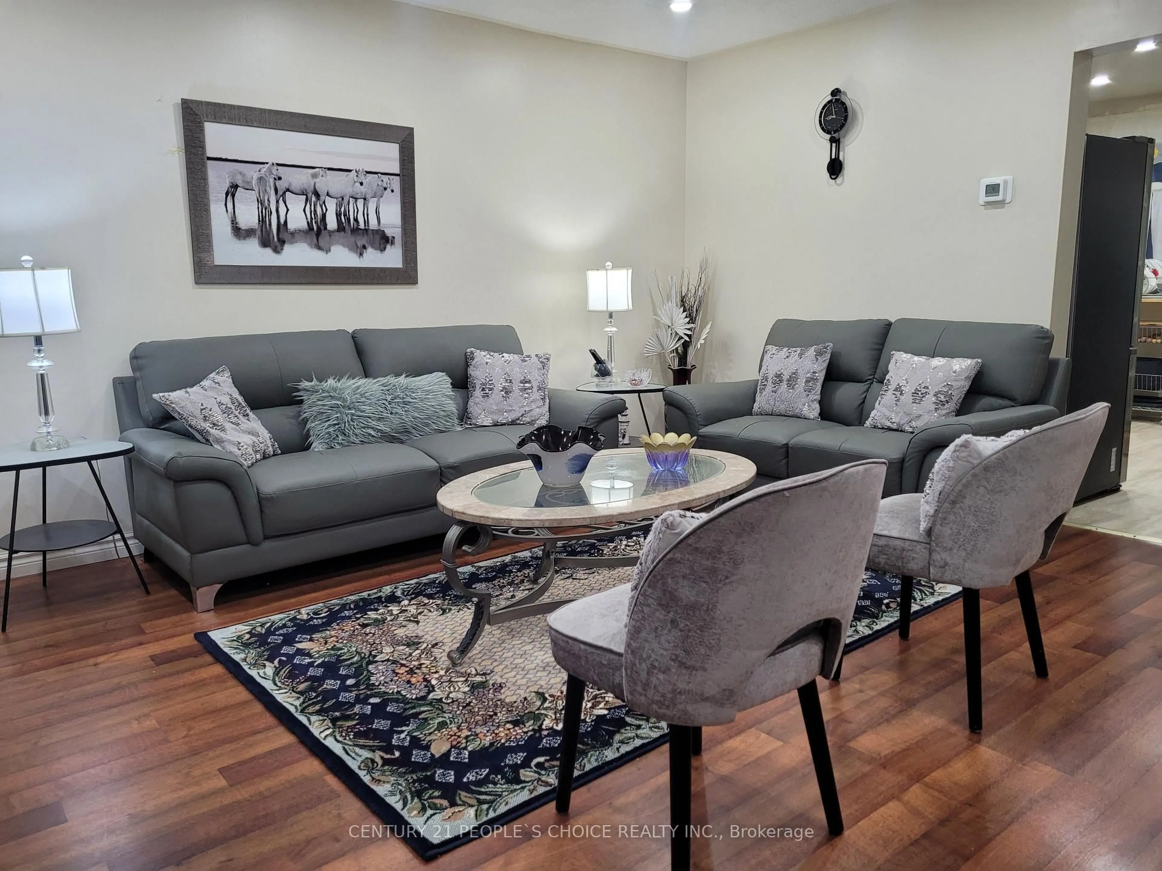 Living room with furniture, unknown for 96 Trailridge Cres, Toronto Ontario M1E 4G4