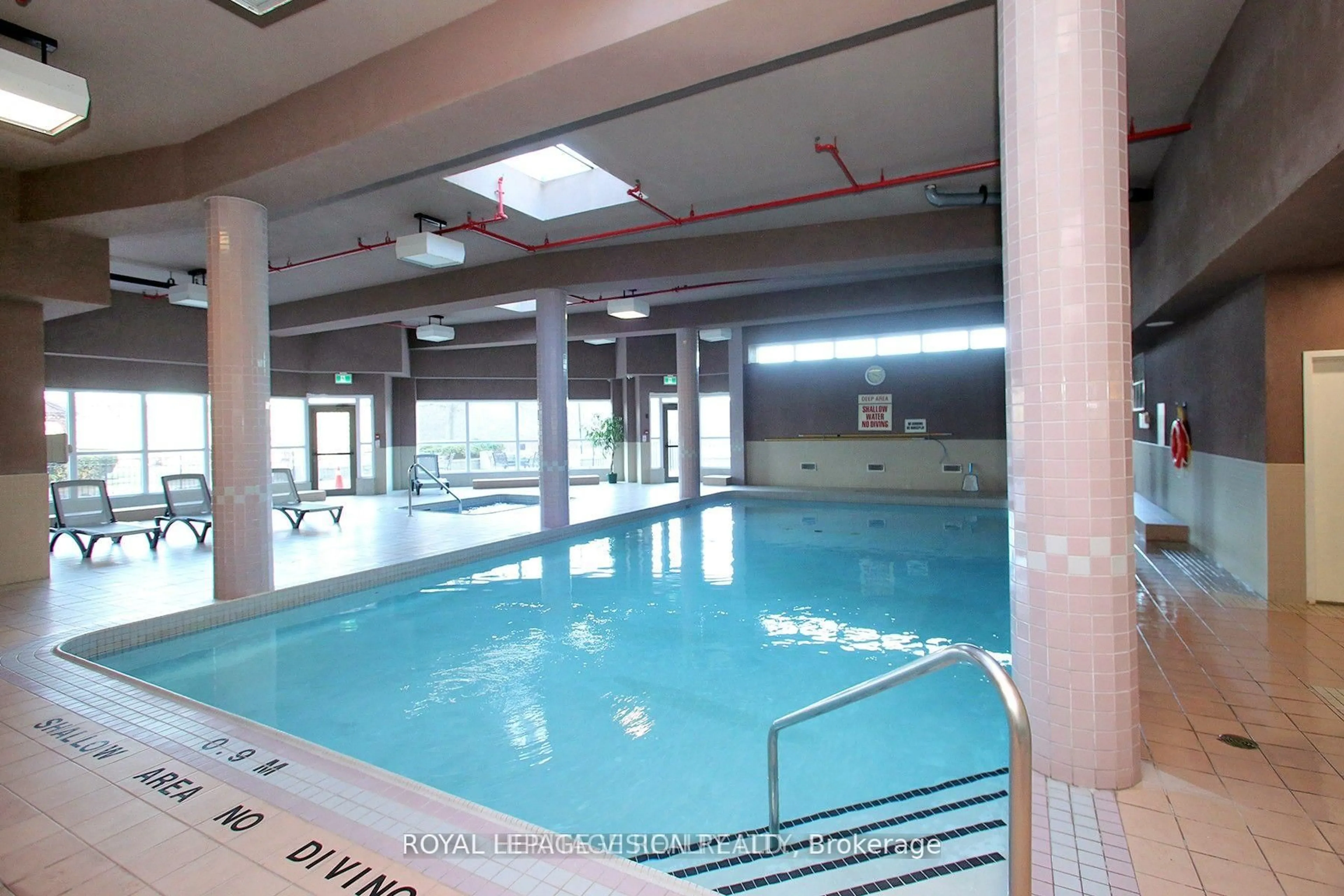 Pool for 3231 Eglinton Ave #106, Toronto Ontario M1J 3N5