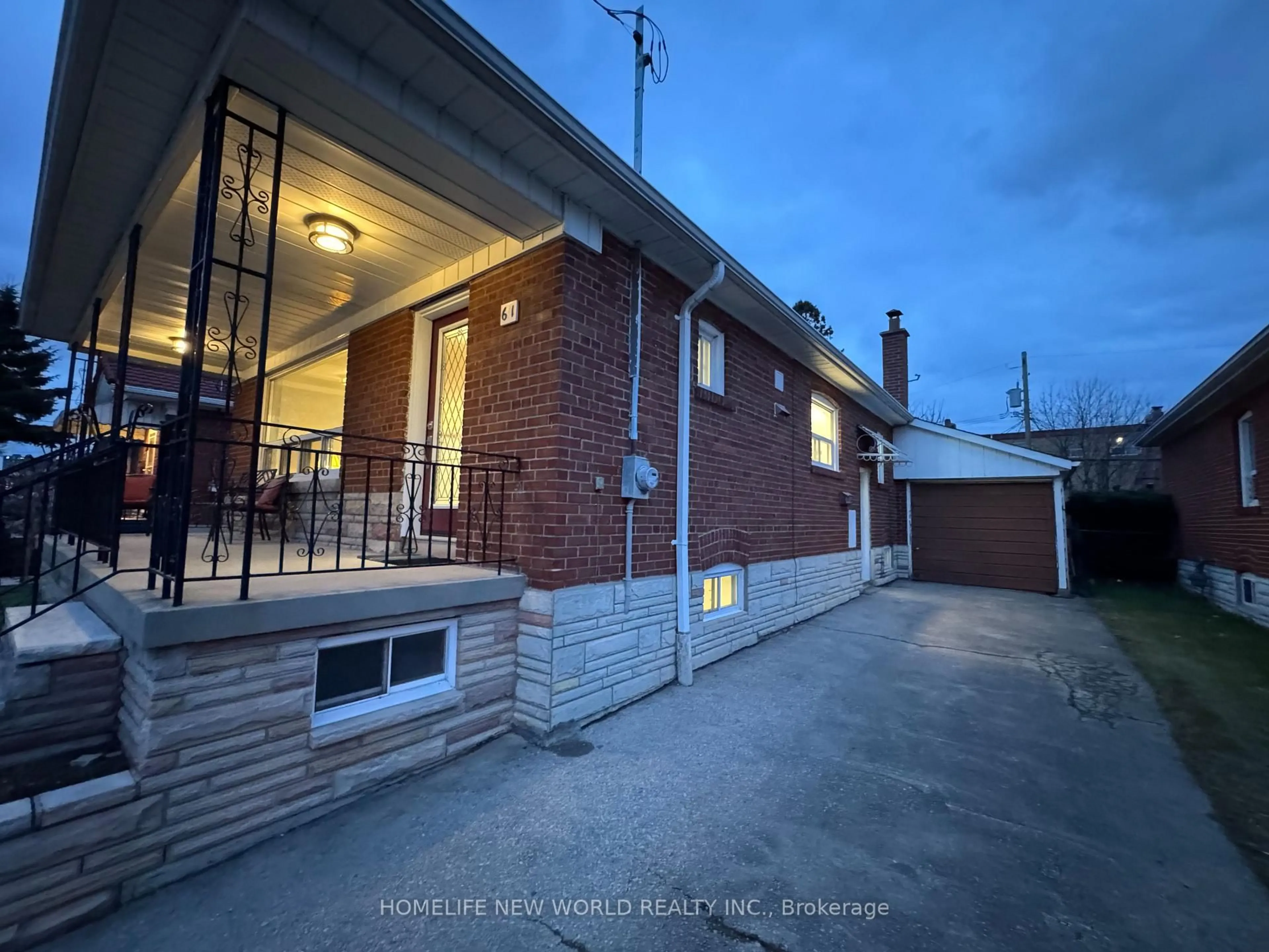 Unknown for 61 Gilroy Dr, Toronto Ontario M1P 2A2