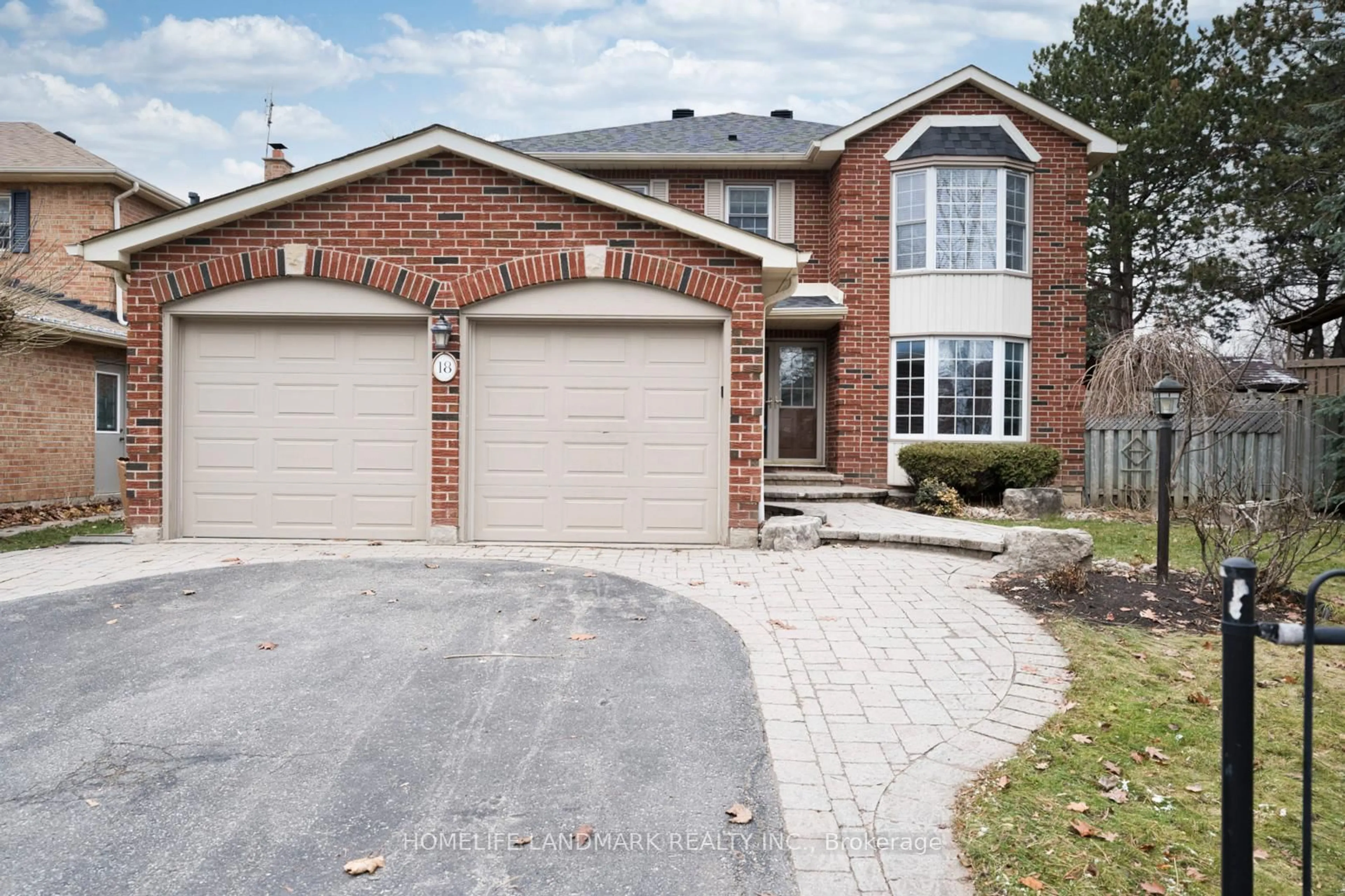 Home with brick exterior material, street for 18 Glen Dhu Dr, Whitby Ontario L1R 1J5