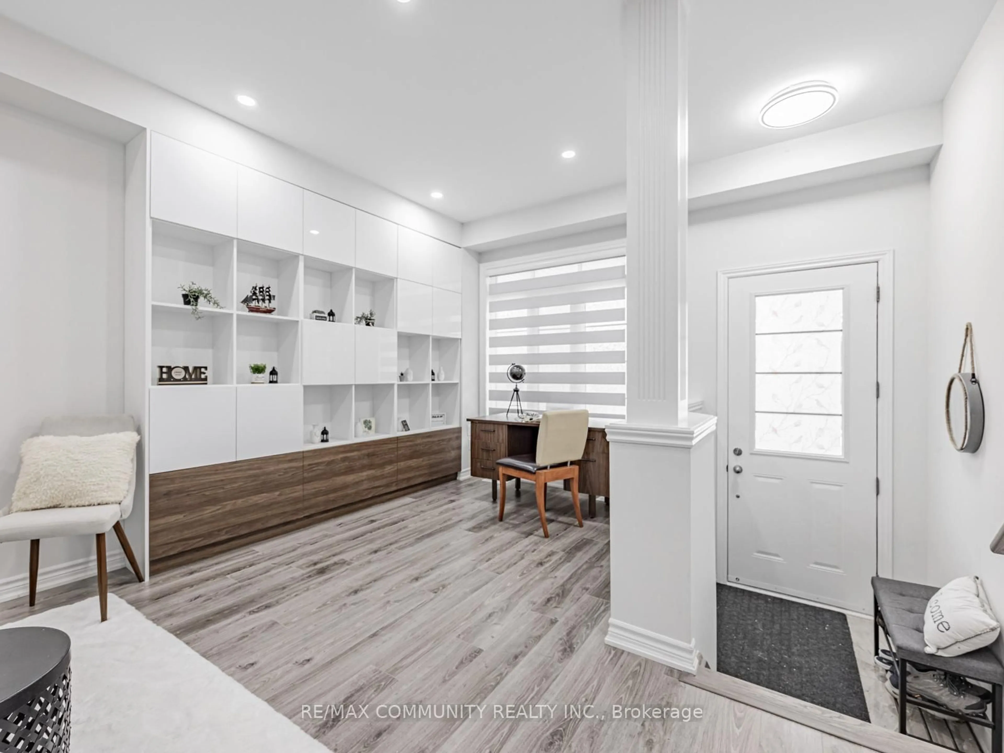 Unknown for 49 Hickling Lane, Ajax Ontario L1T 0P9