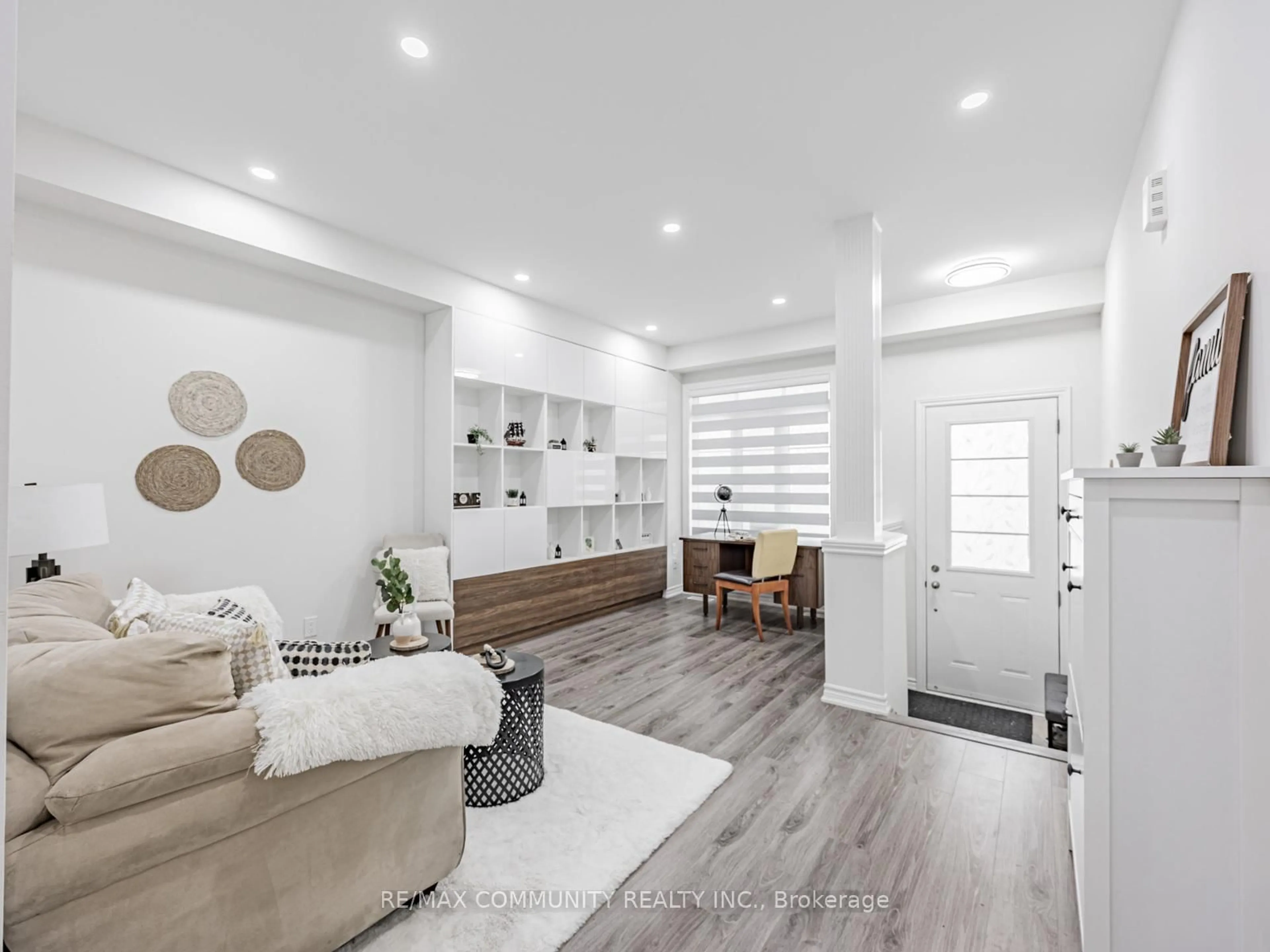 Unknown for 49 Hickling Lane, Ajax Ontario L1T 0P9