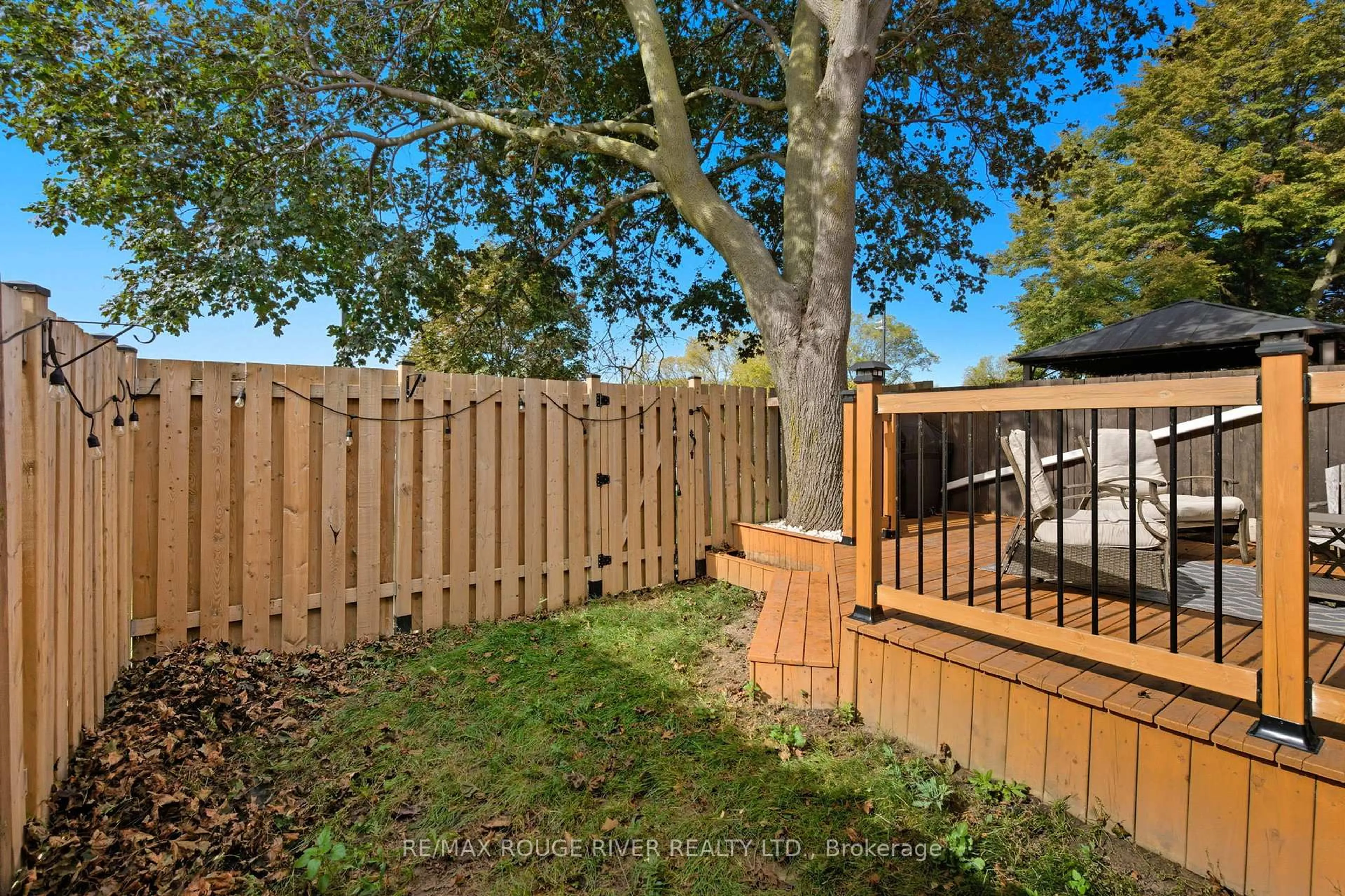 Patio, forest/trees view for 1010 Glen St #65, Oshawa Ontario L1J 6J2