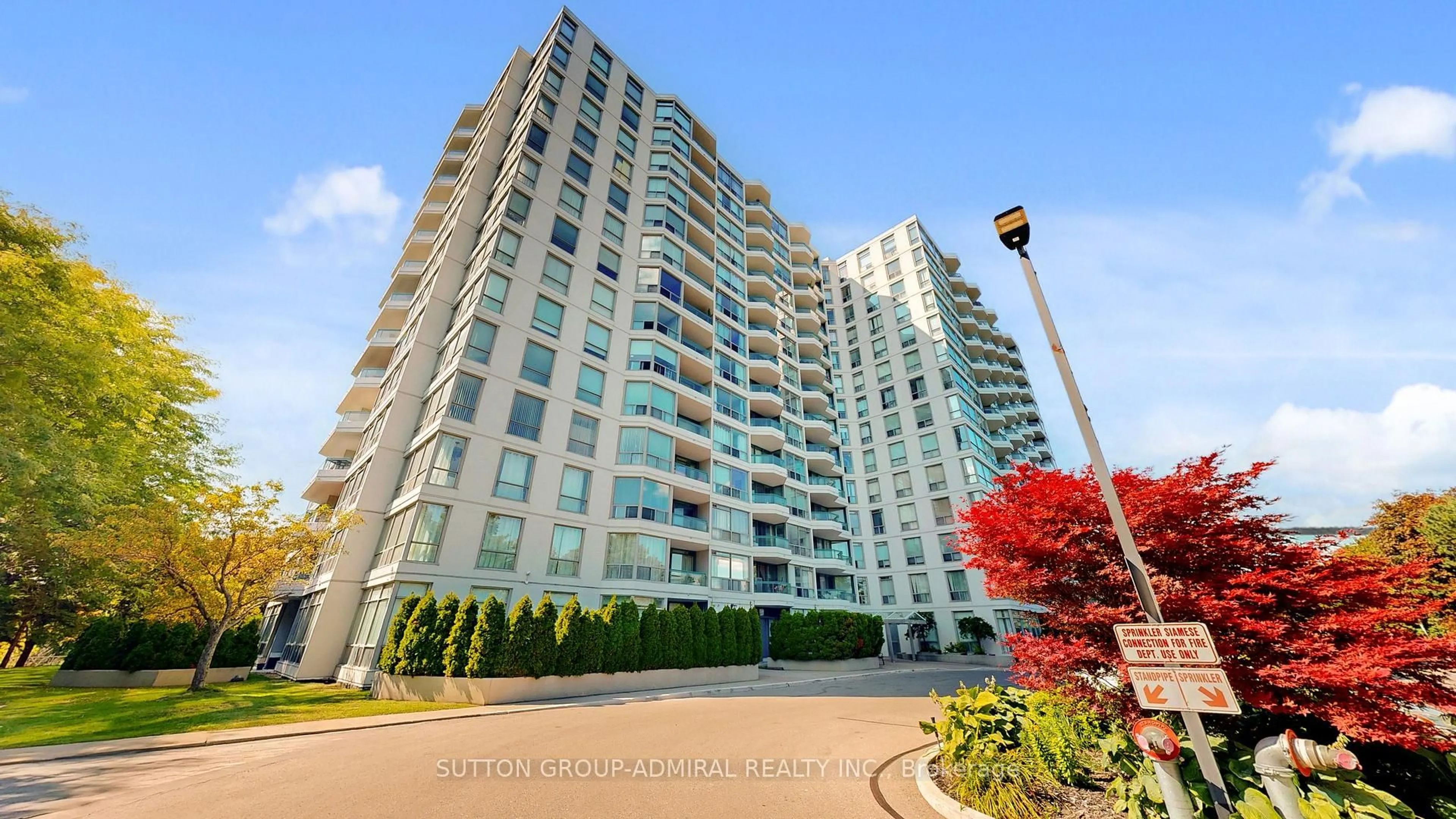 Indoor foyer for 4727 Sheppard Ave #611, Toronto Ontario M1S 5B3