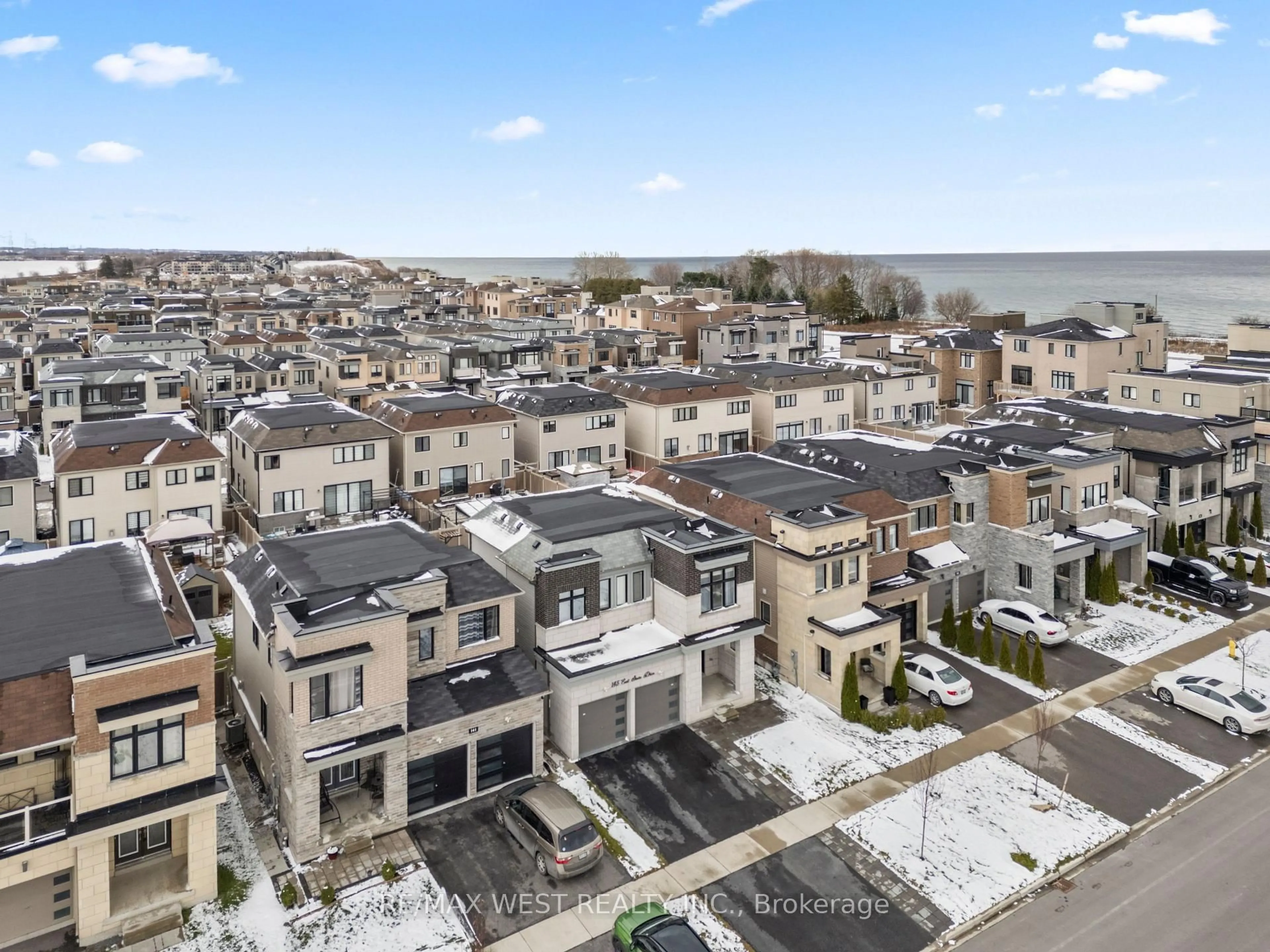 A pic from outside/outdoor area/front of a property/back of a property/a pic from drone, city buildings view from balcony for 145 East Shore Dr, Clarington Ontario L1C 1Z8