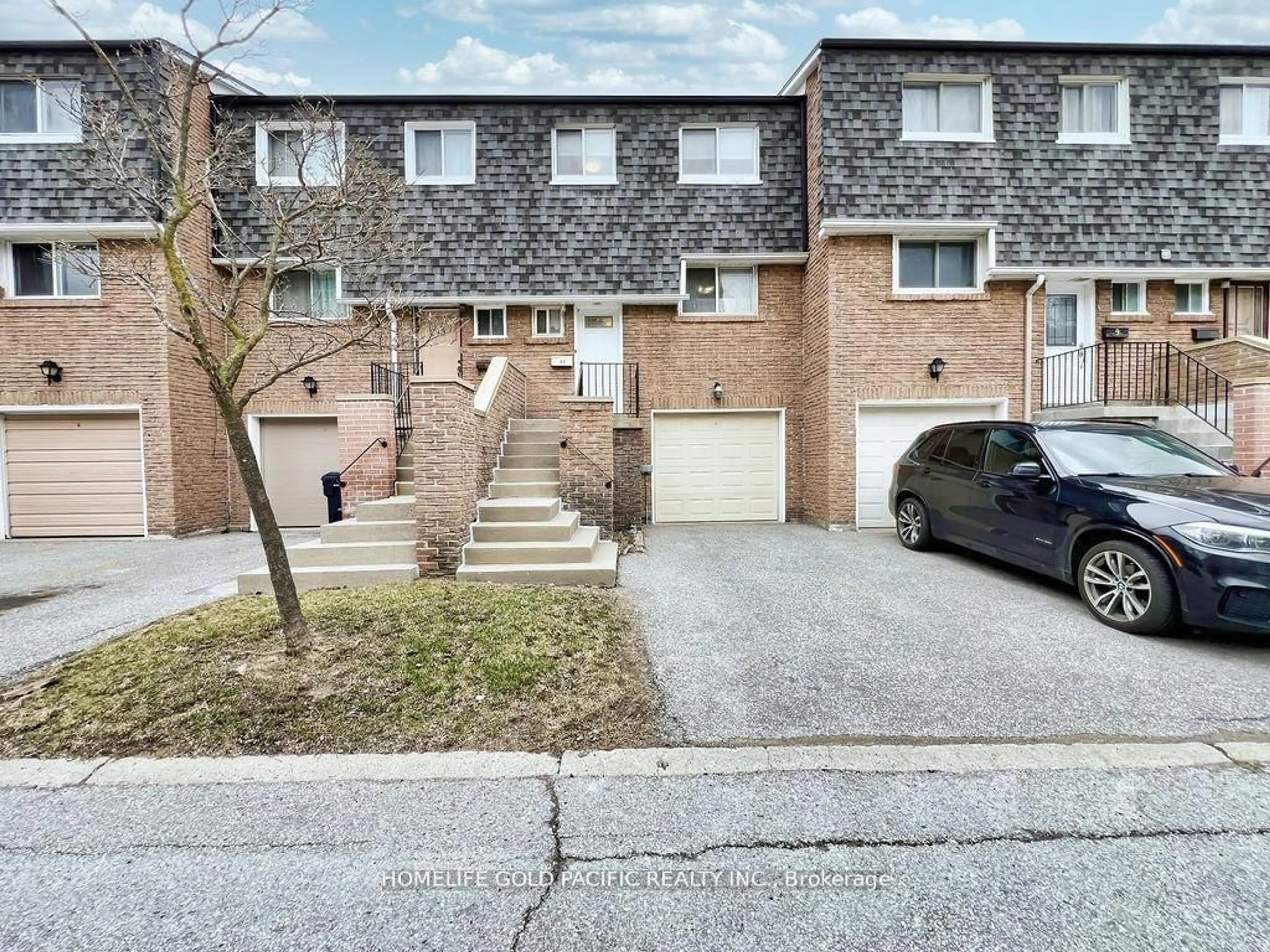 Unknown for 42 Stonehill Crt #11, Toronto Ontario M1W 2V3