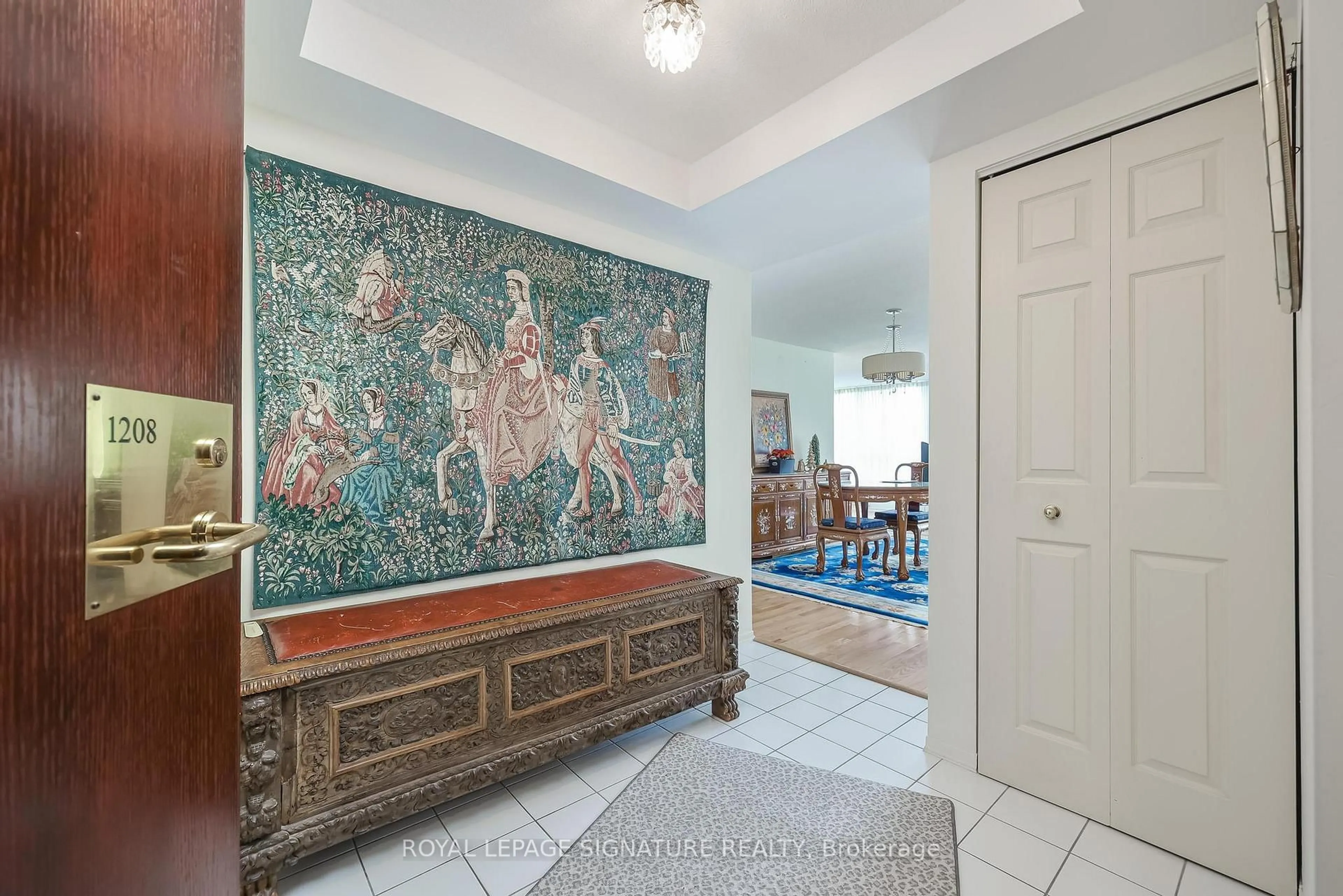 Indoor entryway for 3233 Eglinton Ave #1208, Toronto Ontario M1J 3N6