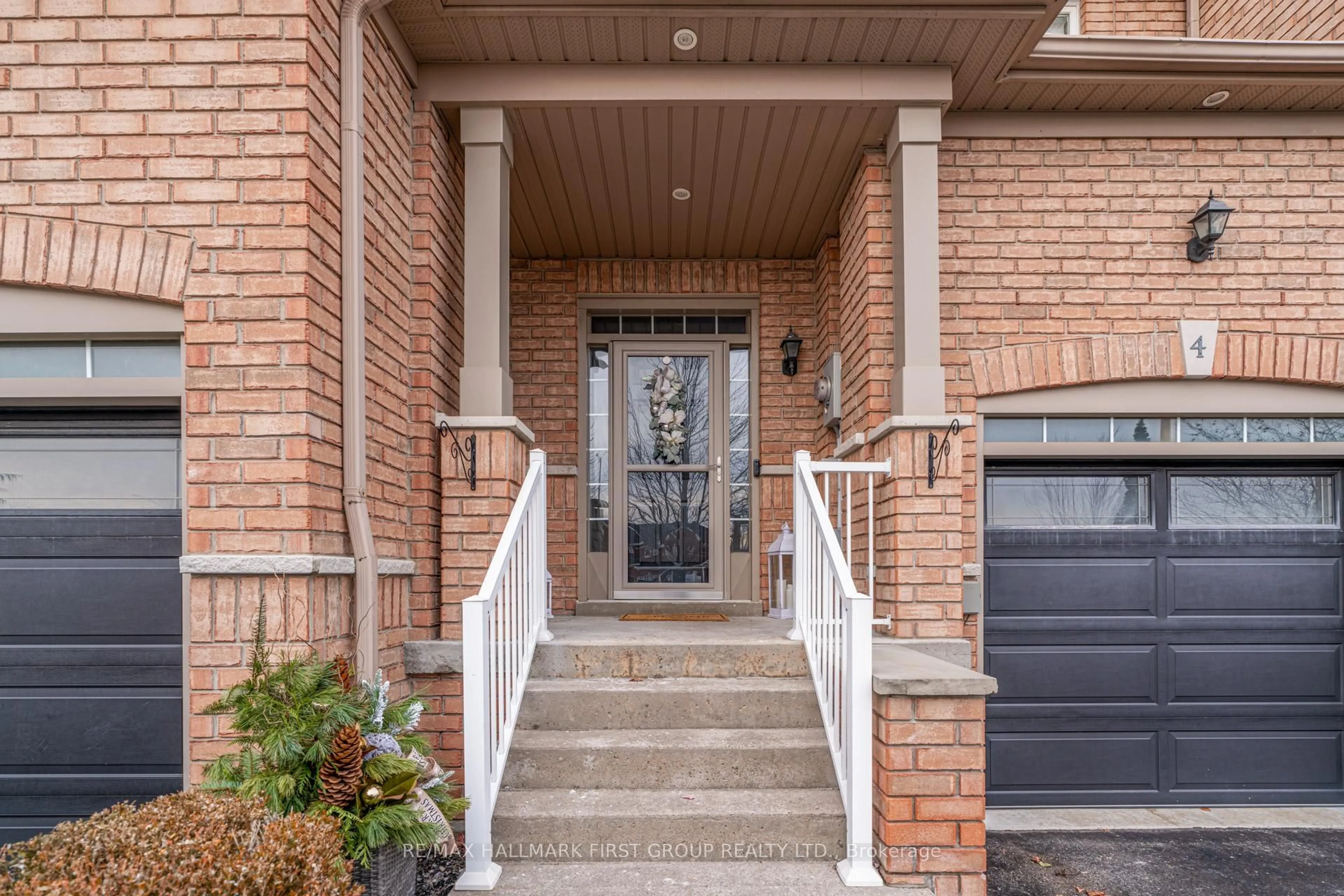 Home with brick exterior material, street for 4 Beckett Cres, Clarington Ontario L1E 3J5