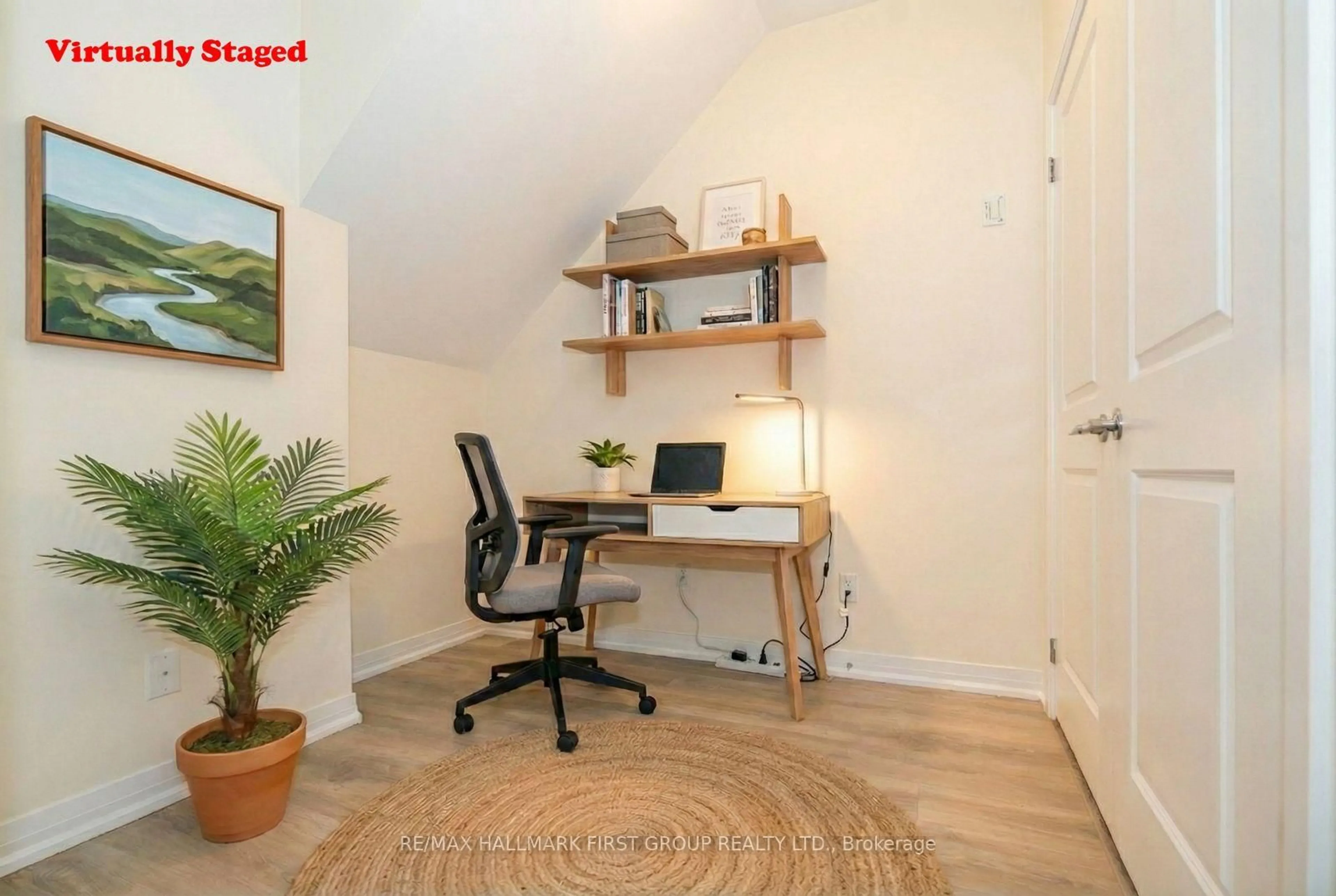 A pic of a room for 2635 William Jackson Dr #212, Pickering Ontario L1X 0L3