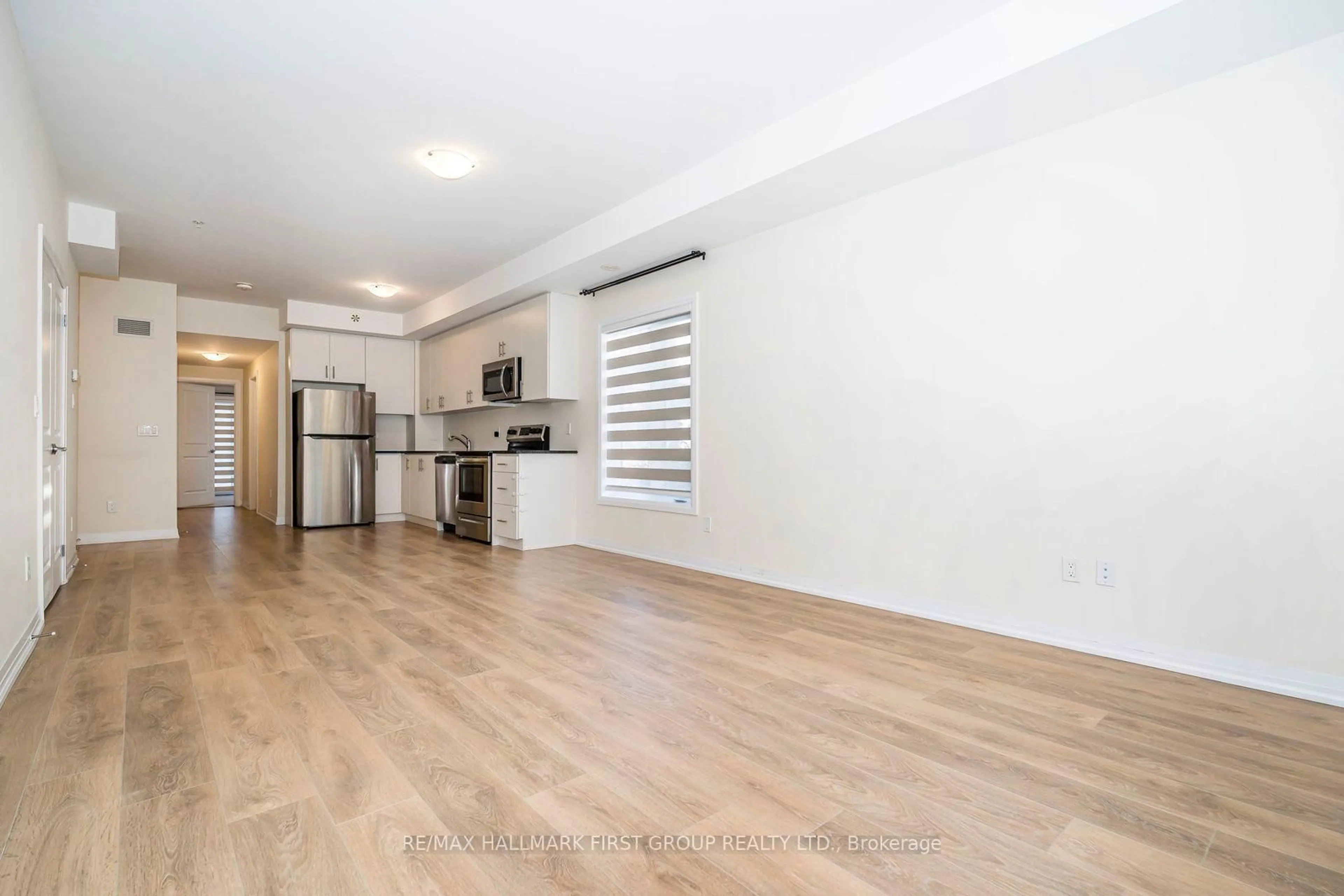 A pic of a room for 2635 William Jackson Dr #212, Pickering Ontario L1X 0L3