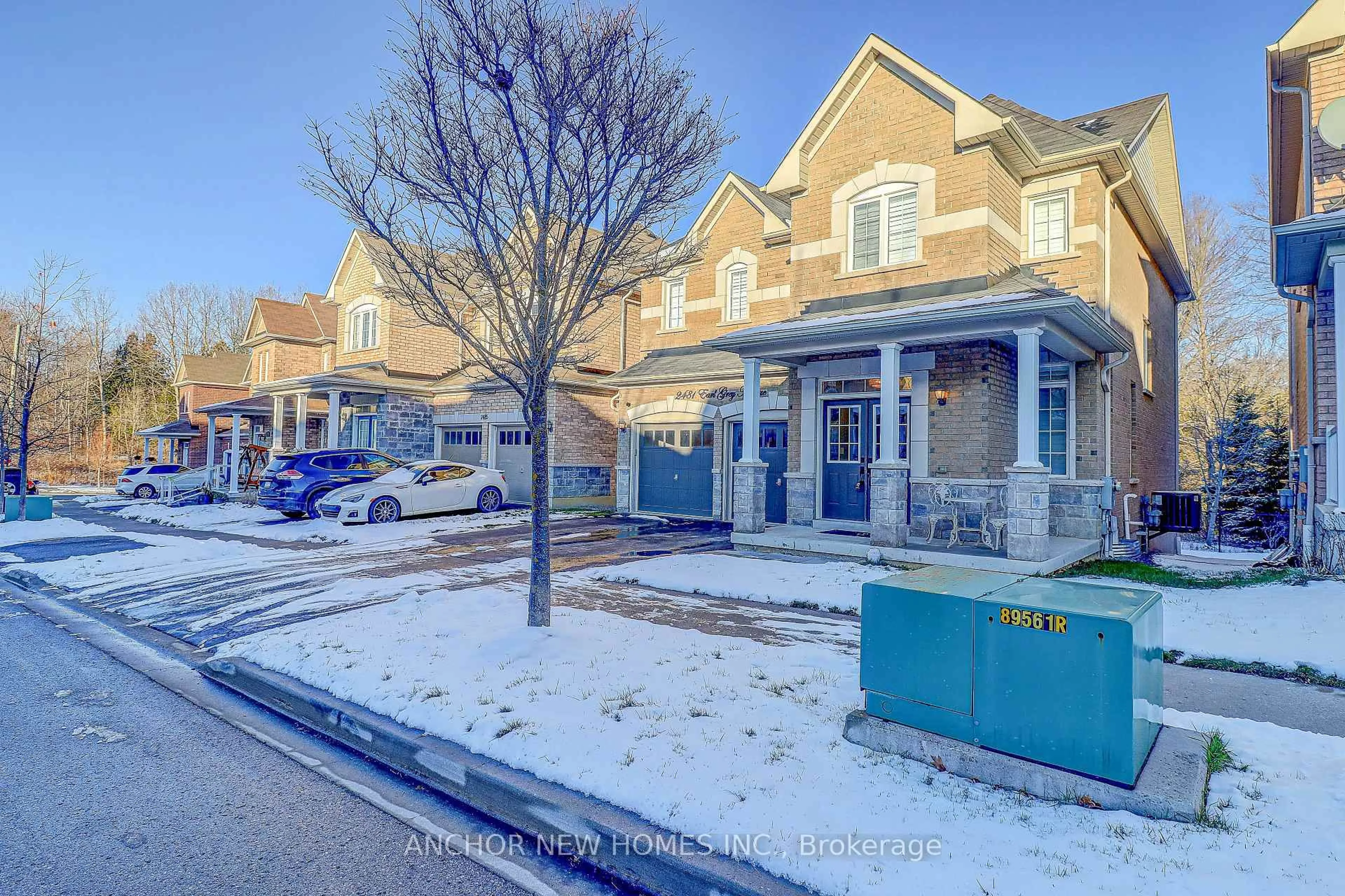 A pic from outside/outdoor area/front of a property/back of a property/a pic from drone, street for 2481 Earl Grey Ave, Pickering Ontario L1X 2R2