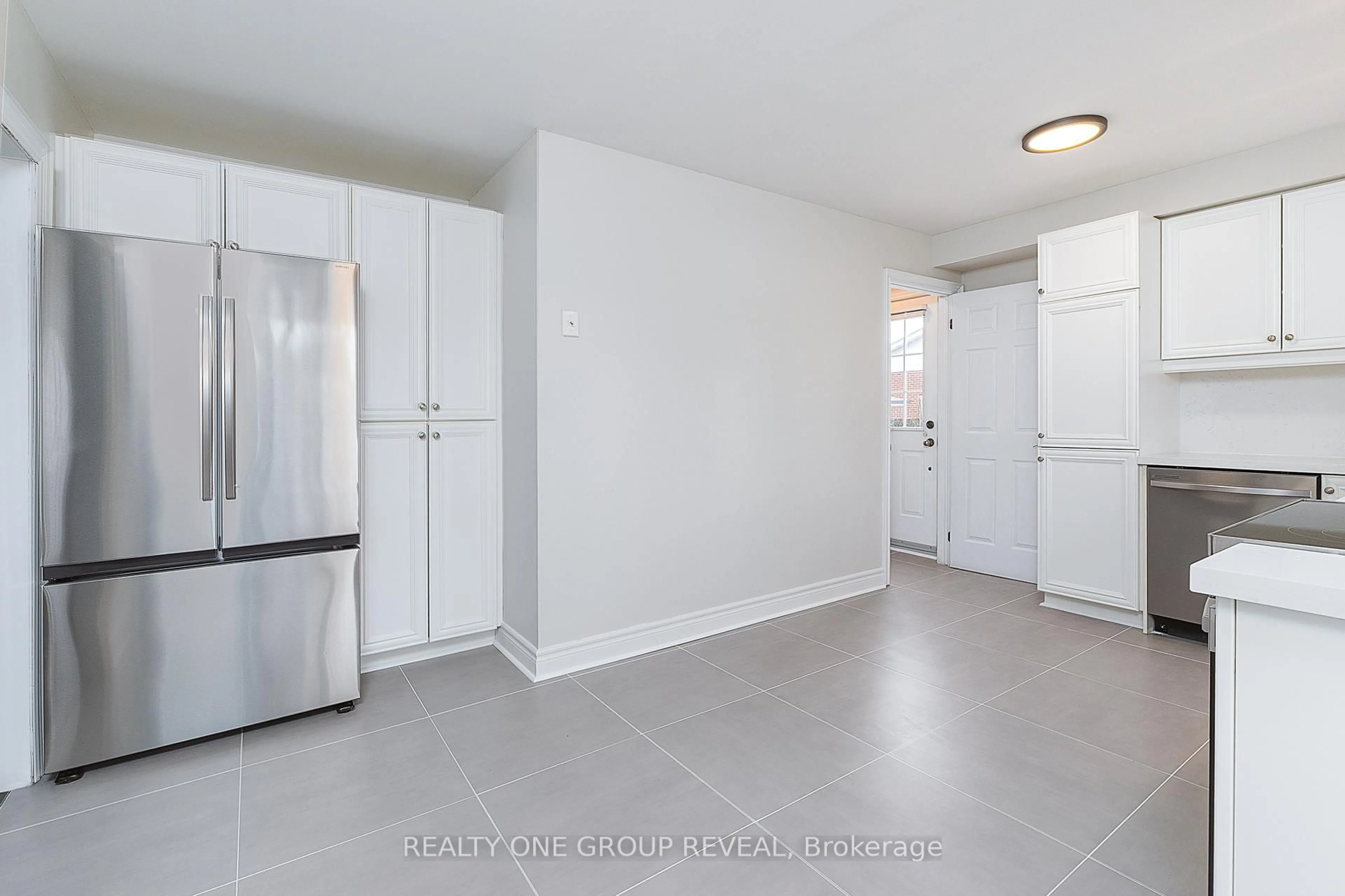 Unknown for 14 Taylor Rd, Ajax Ontario L1S 2X4