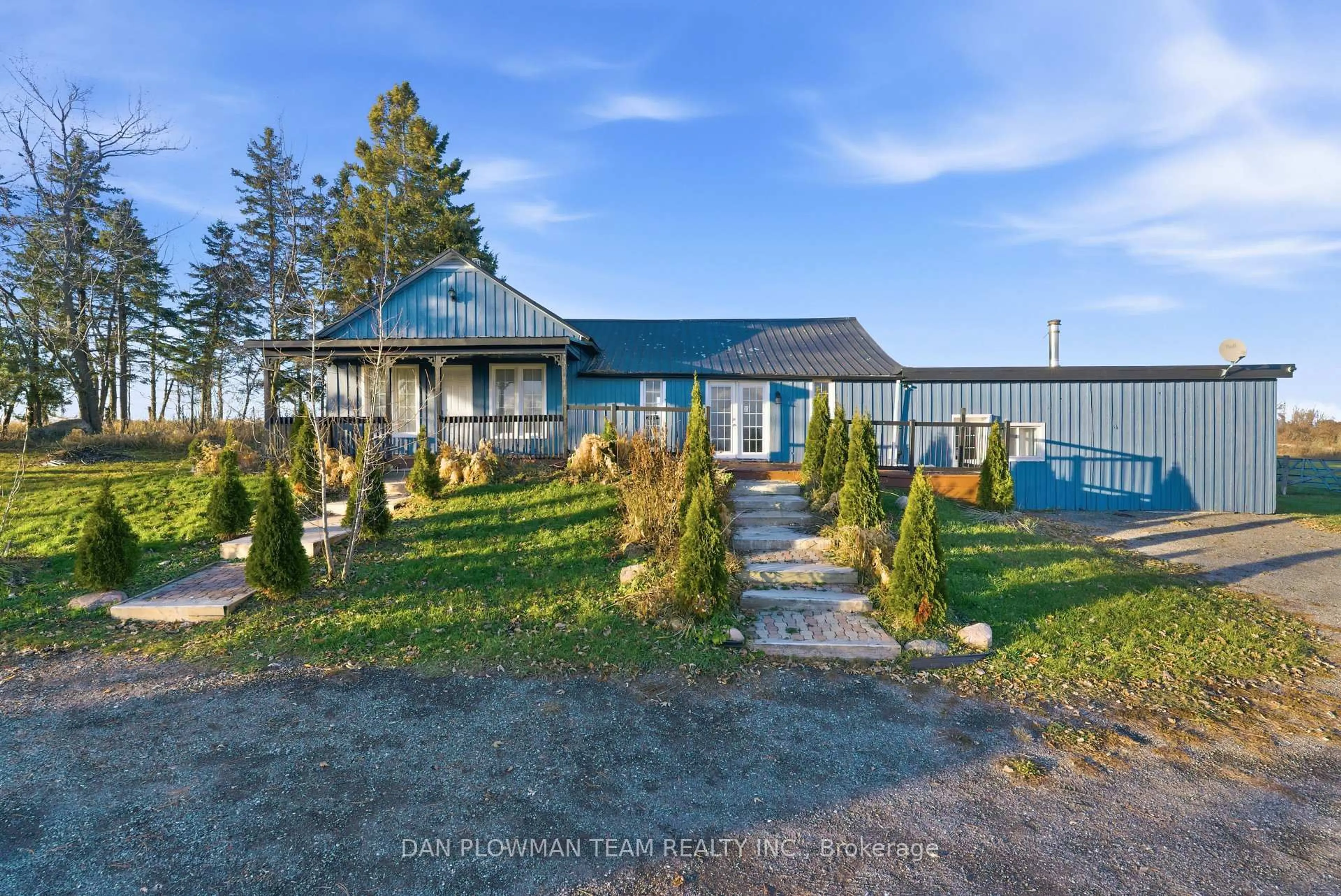A pic from outside/outdoor area/front of a property/back of a property/a pic from drone, water/lake/river/ocean view for 4050 Concession Road 6 Rd, Clarington Ontario L0A 1E0