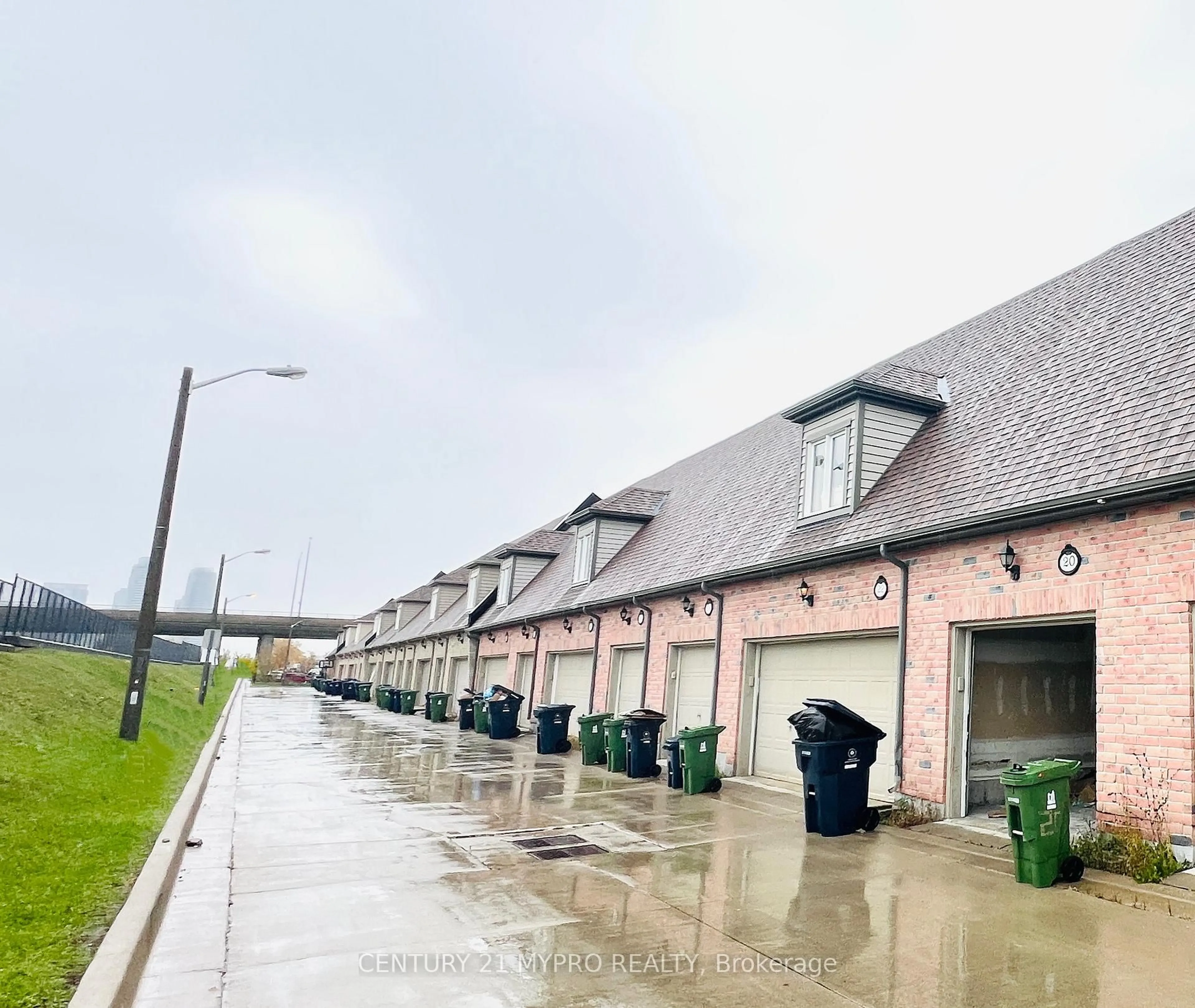 Unknown for 20 Zezel Way, Toronto Ontario M1P 0C3