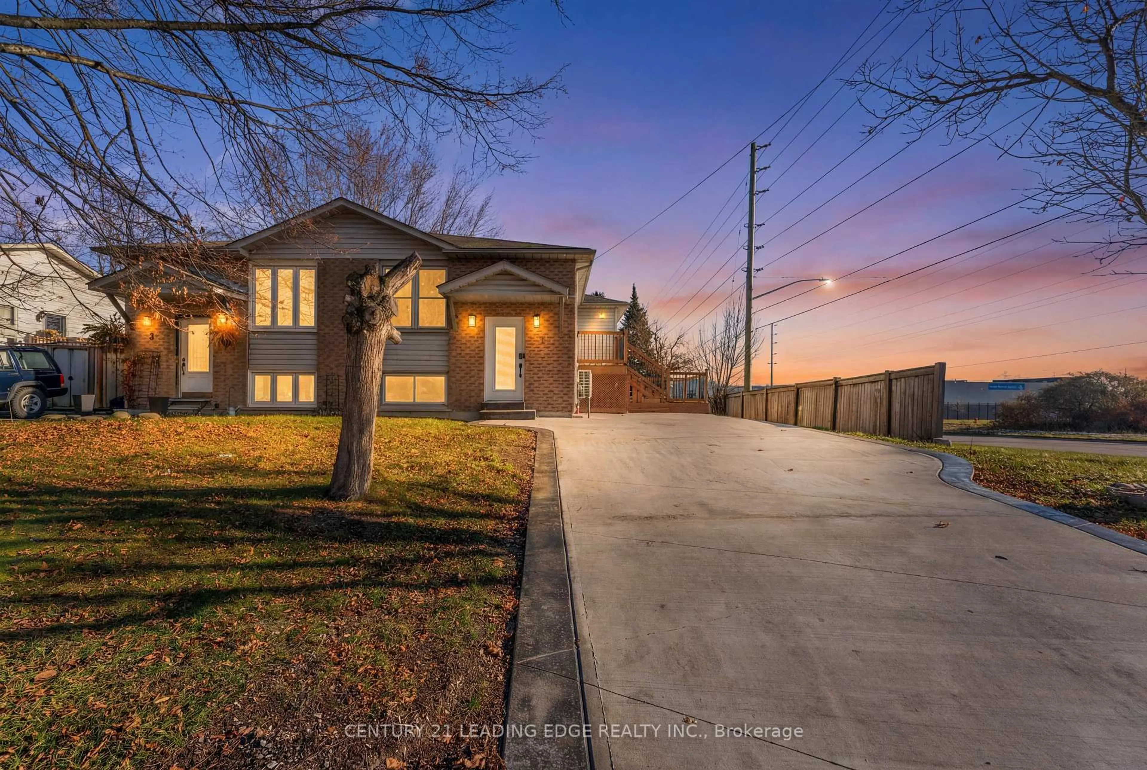 A pic from outside/outdoor area/front of a property/back of a property/a pic from drone, street for 1 LOCKHART Gate, Clarington Ontario L1C 4K9