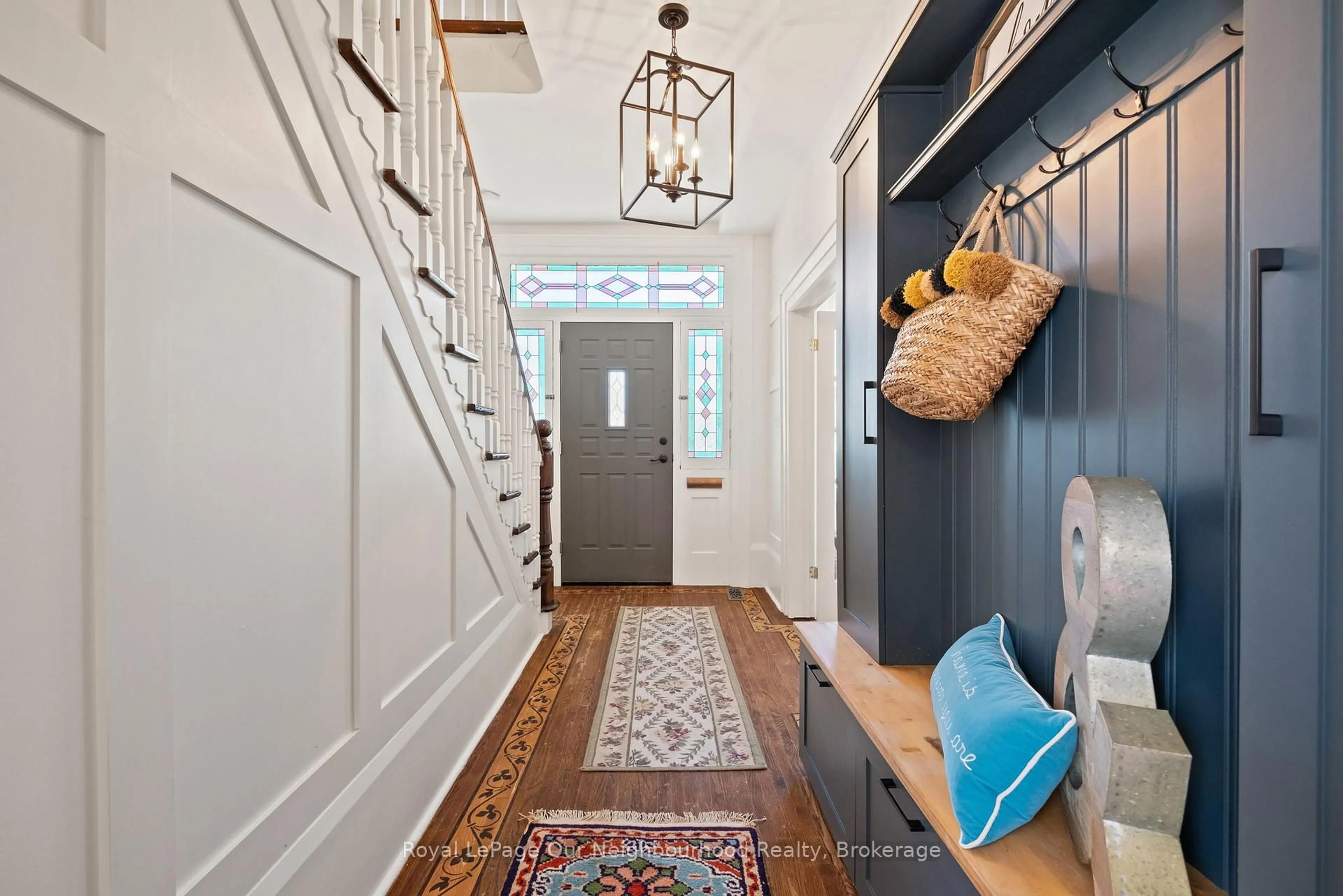 Indoor entryway for 67 Ontario St, Clarington Ontario L1C 2S6