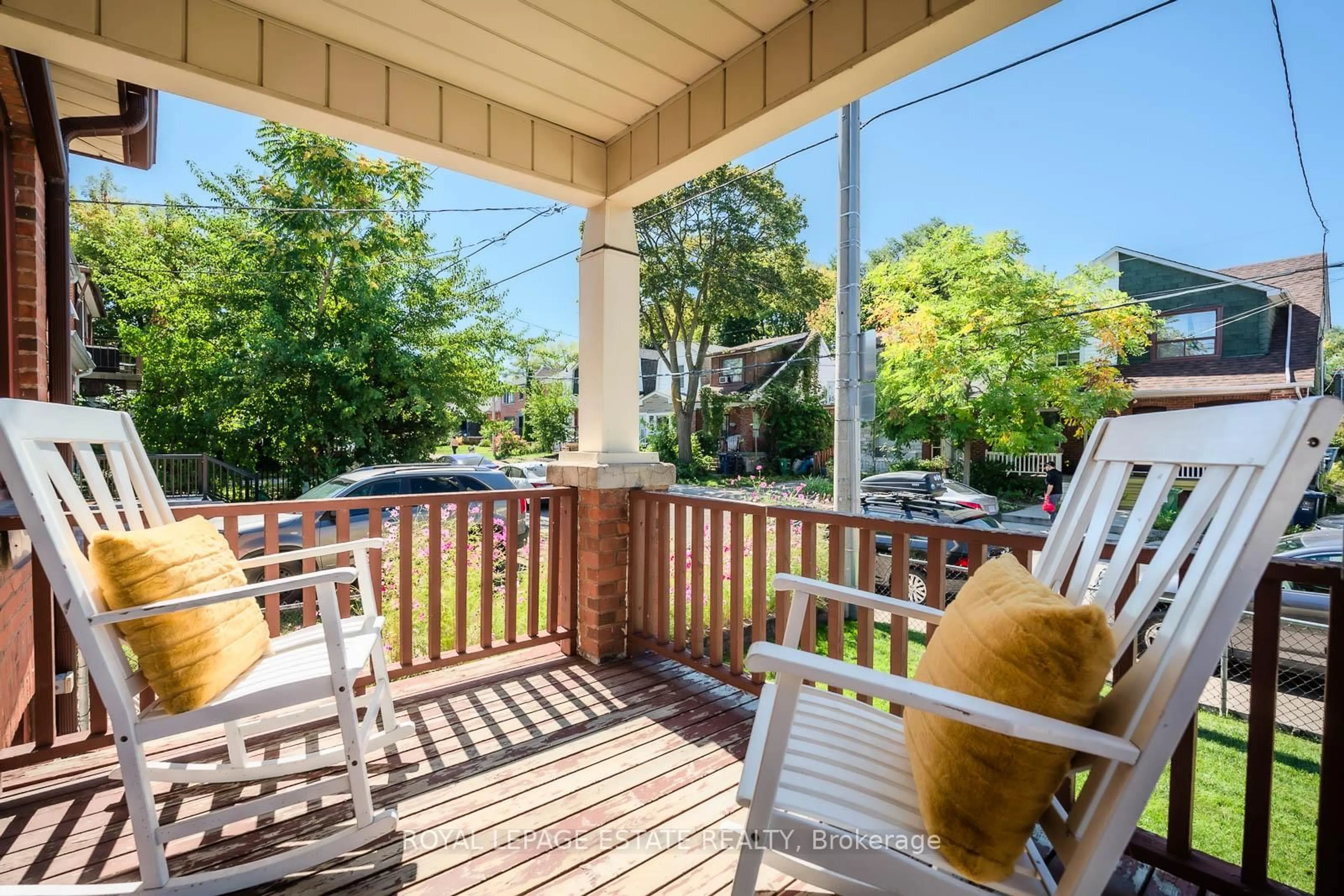 Patio, water/lake/river/ocean view for 297 Cedarvale Ave, Toronto Ontario M4C 4K3