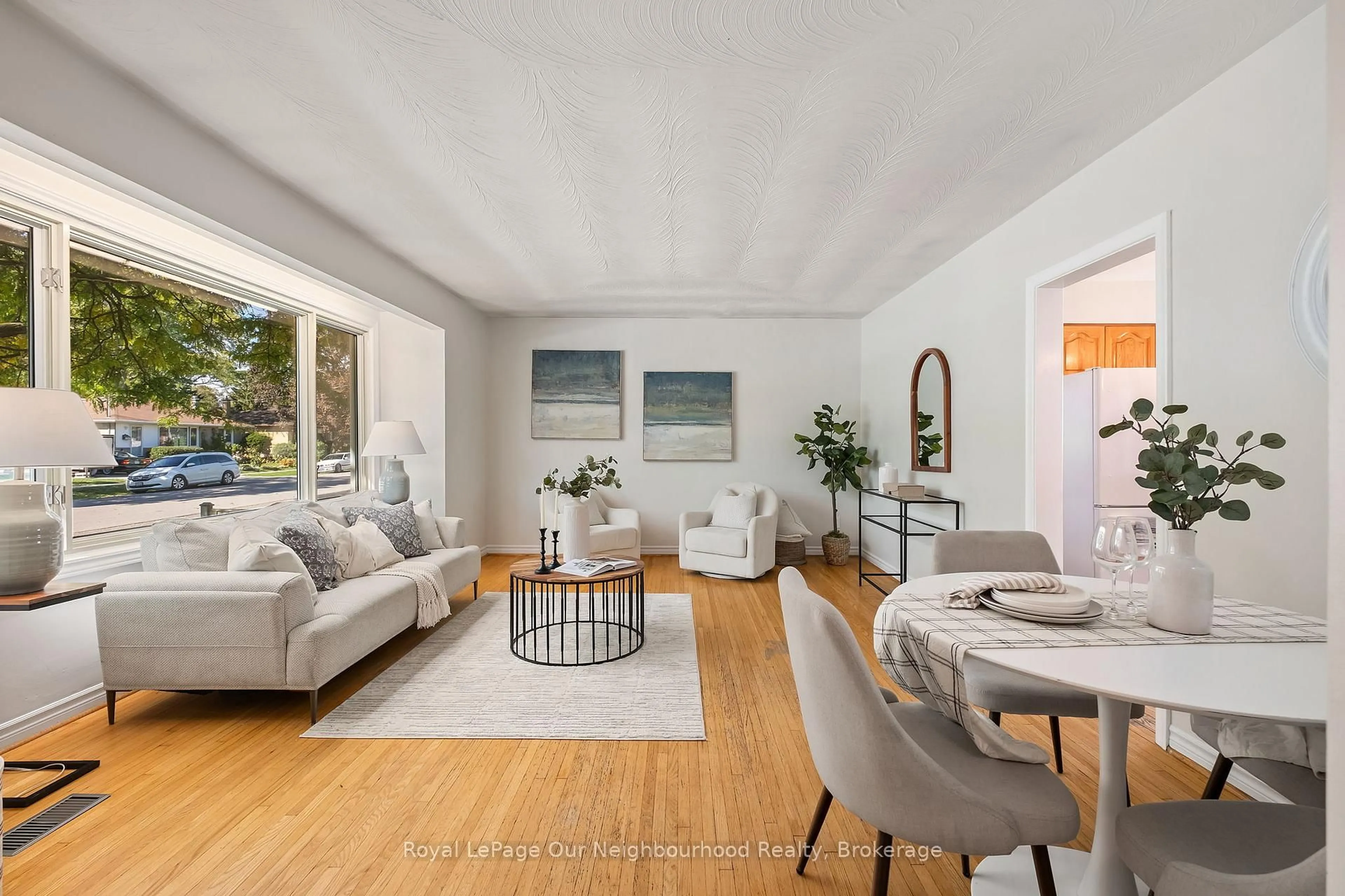 Living room with furniture, unknown for 205 Lee Ave, Whitby Ontario L1N 5L3