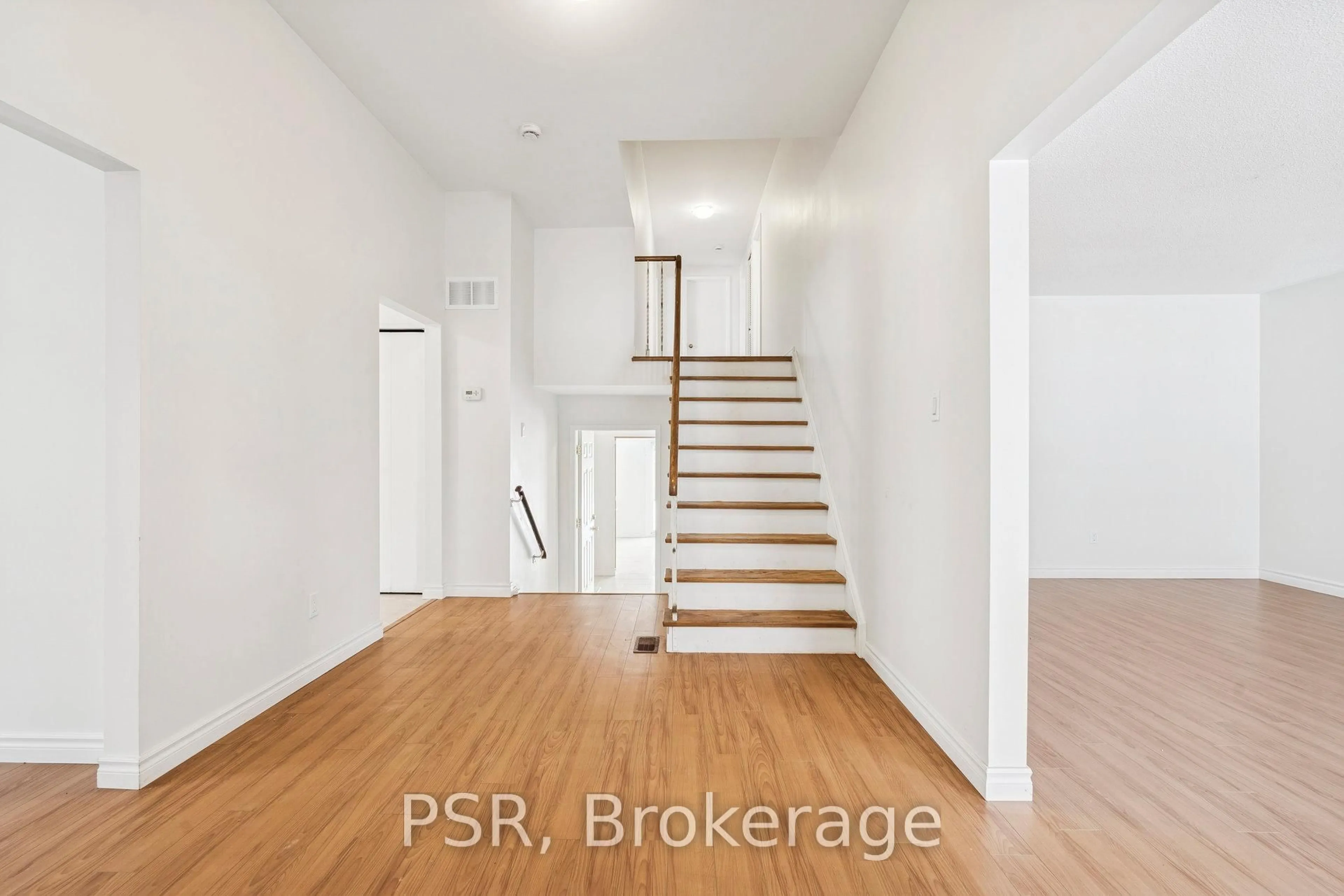 Unknown for 27 Gloxinia Cres, Toronto Ontario M1W 2C3