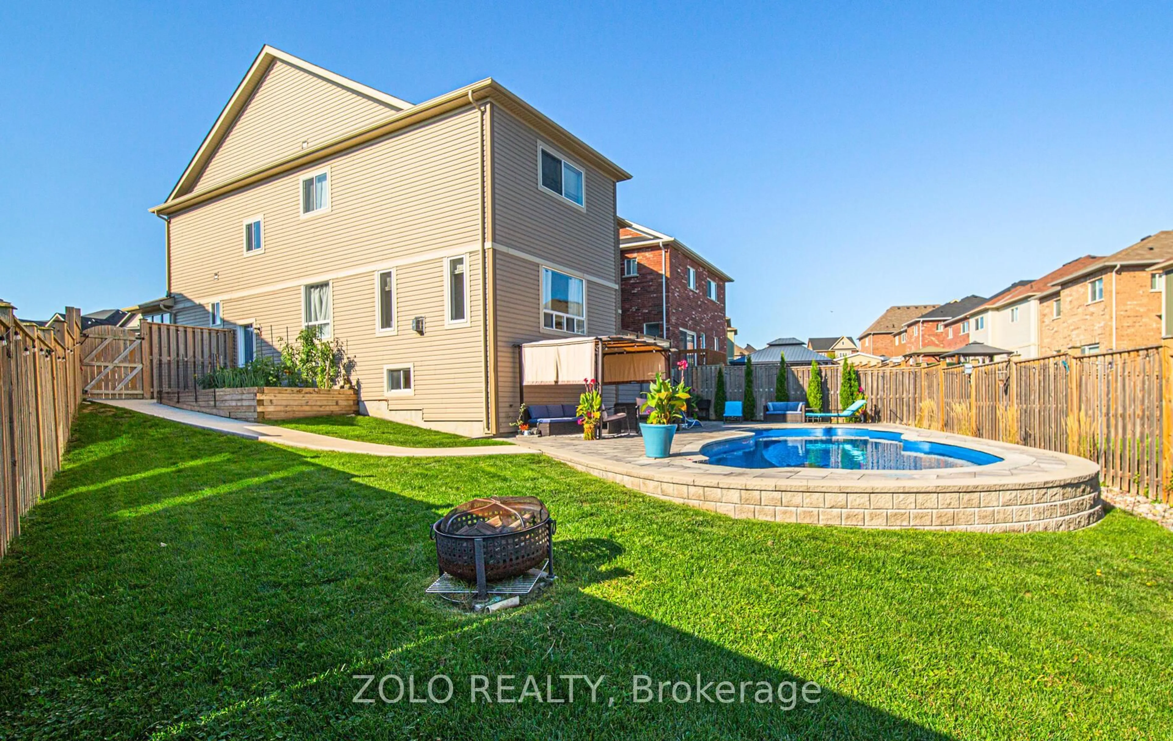 Unknown for 504 Halo St, Oshawa Ontario L1H 7K4