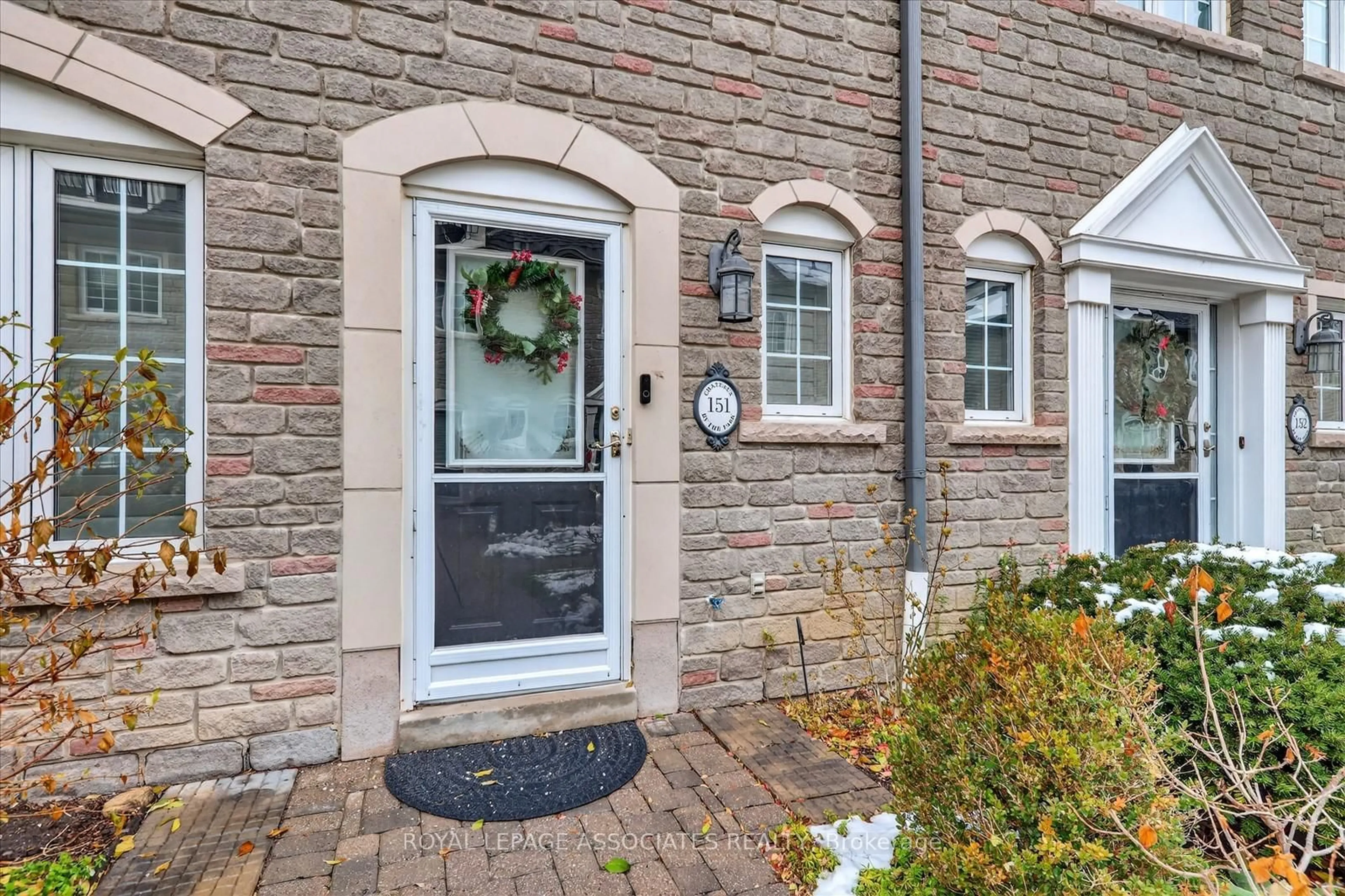 Indoor entryway for 1995 Royal Rd #151, Pickering Ontario L1V 6V9