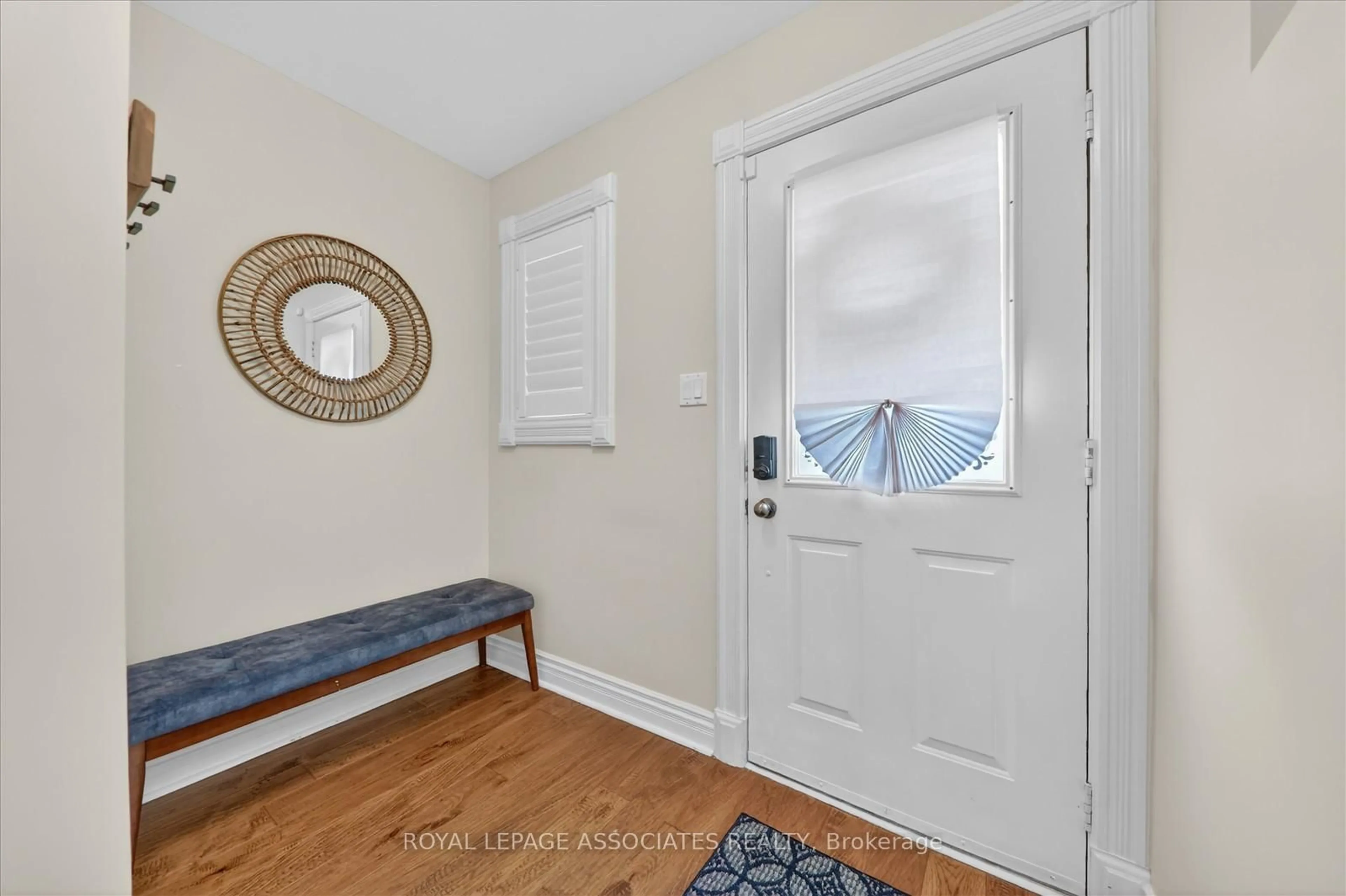 Indoor entryway for 1995 Royal Rd #151, Pickering Ontario L1V 6V9
