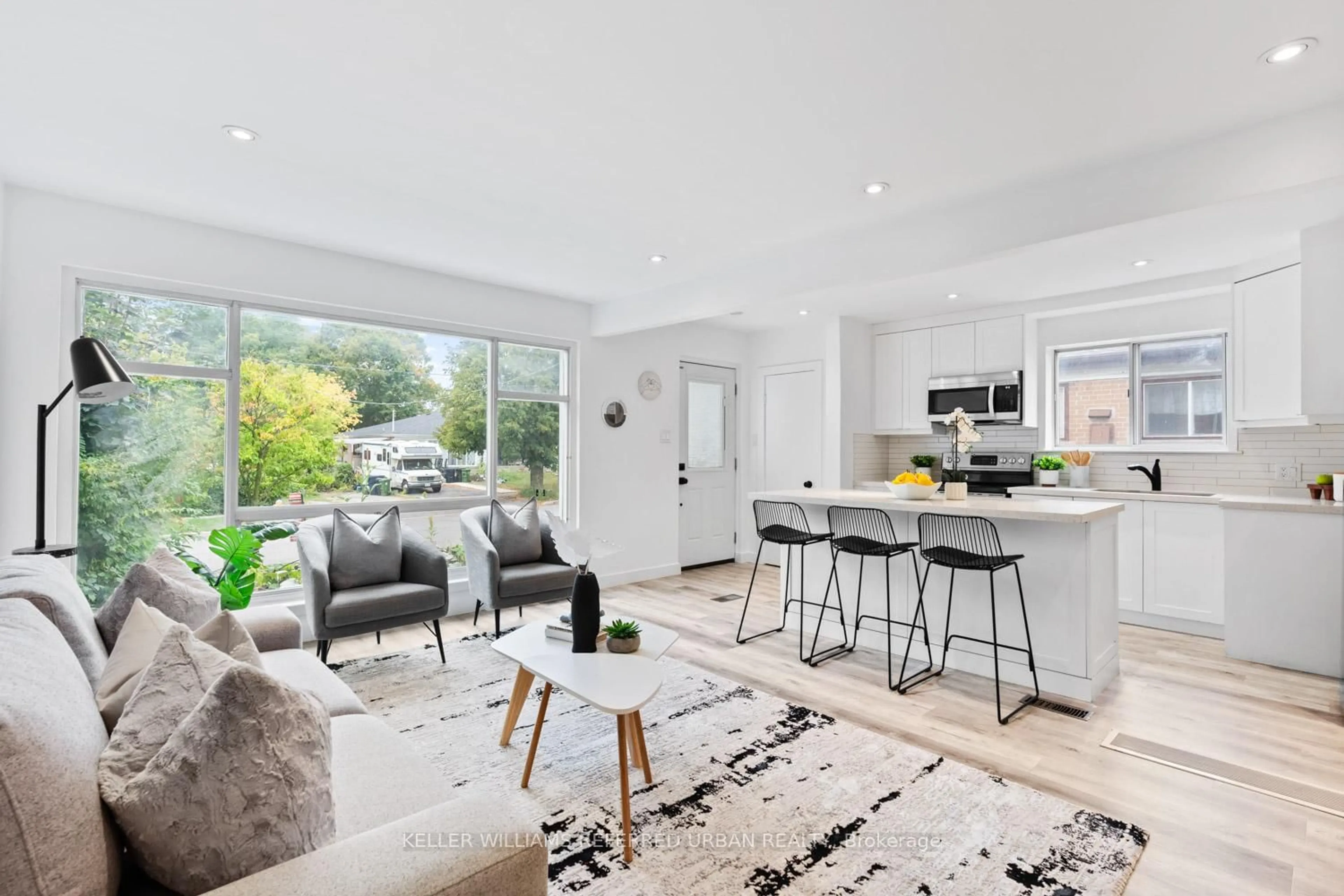 Open concept kitchen, unknown for 73 Trinnell Blvd, Toronto Ontario M1L 1S6