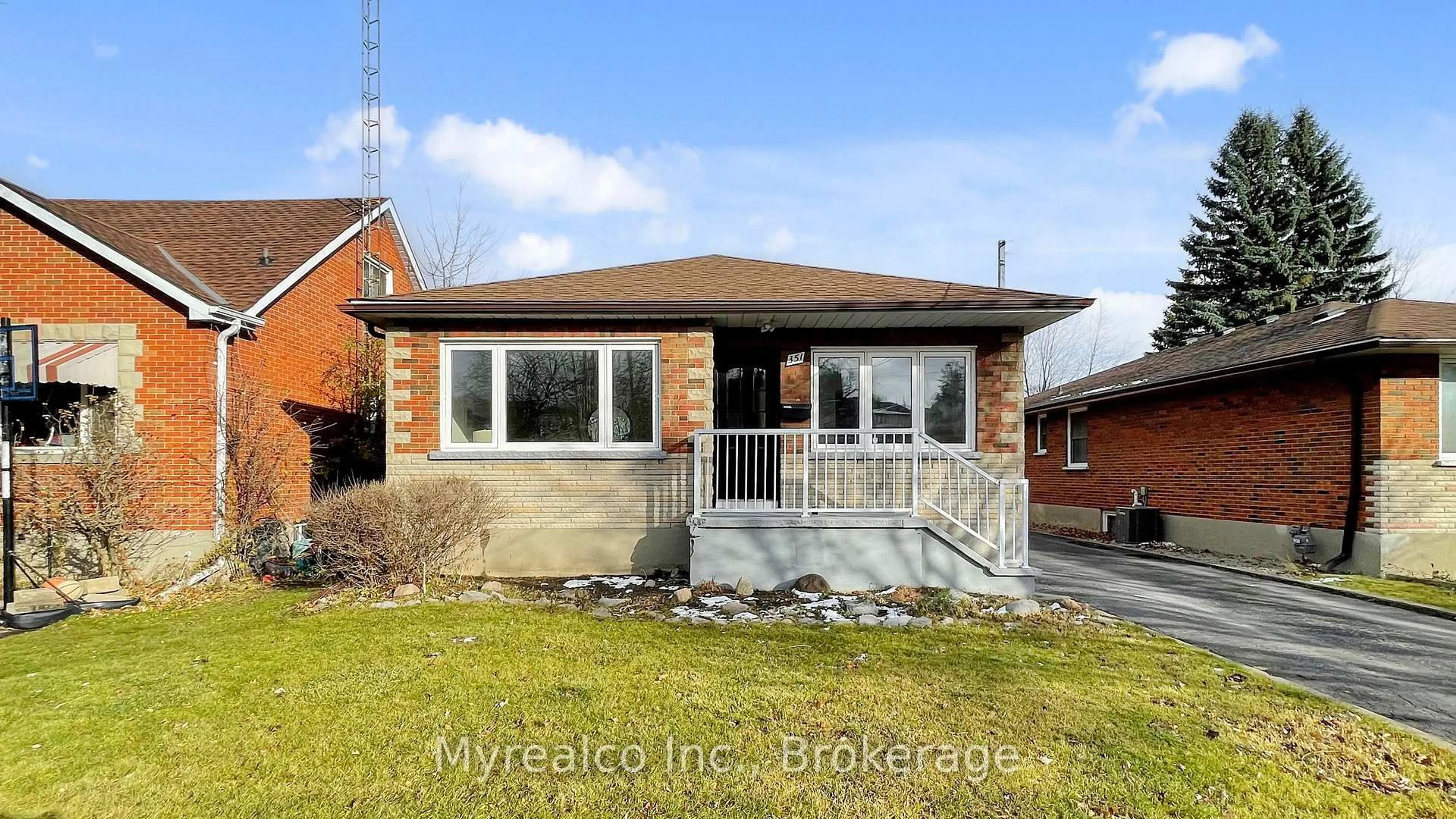 Home with brick exterior material, street for 351 Lasalle Ave, Oshawa Ontario L1H 5Y8