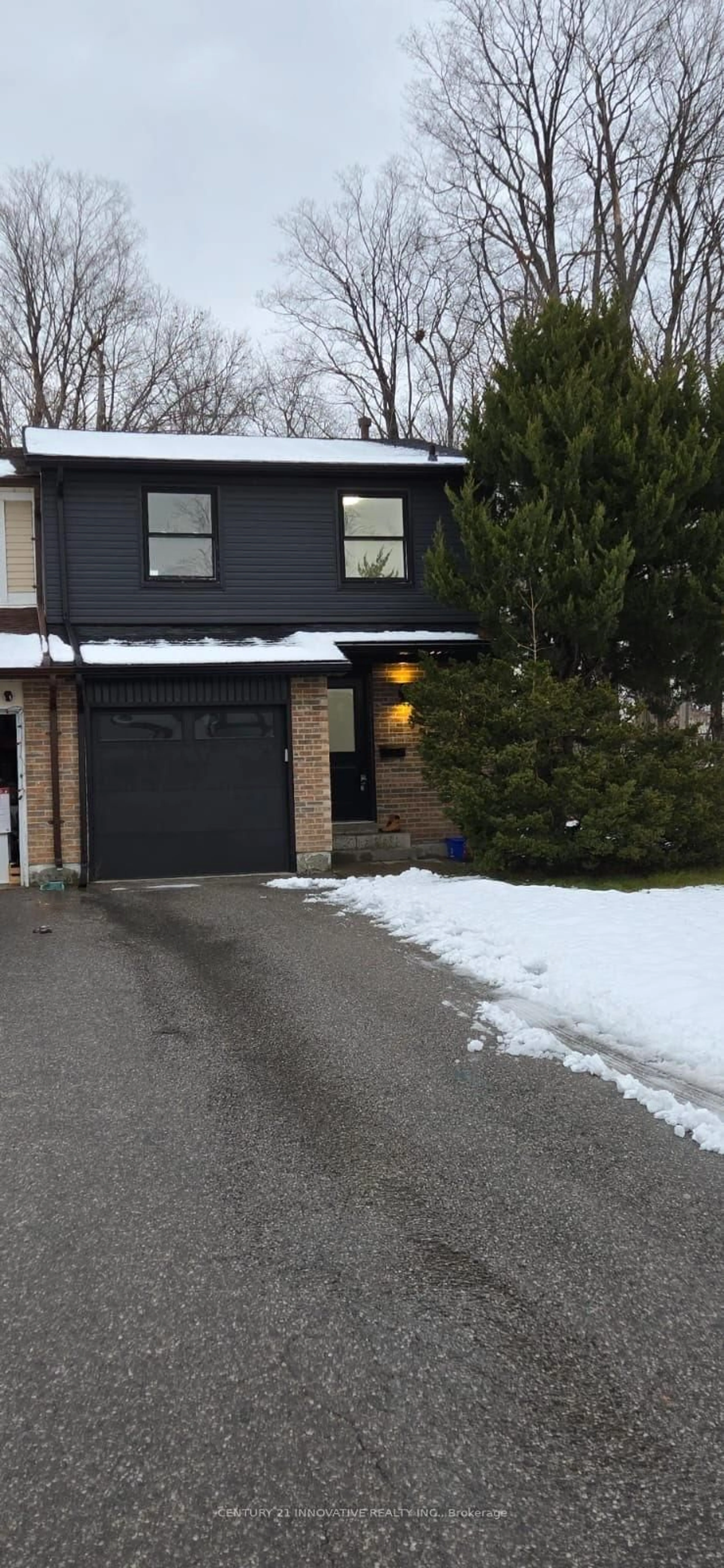 Home with brick exterior material, street for 1133 Trowbridge Crt, Oshawa Ontario L1G 7H1