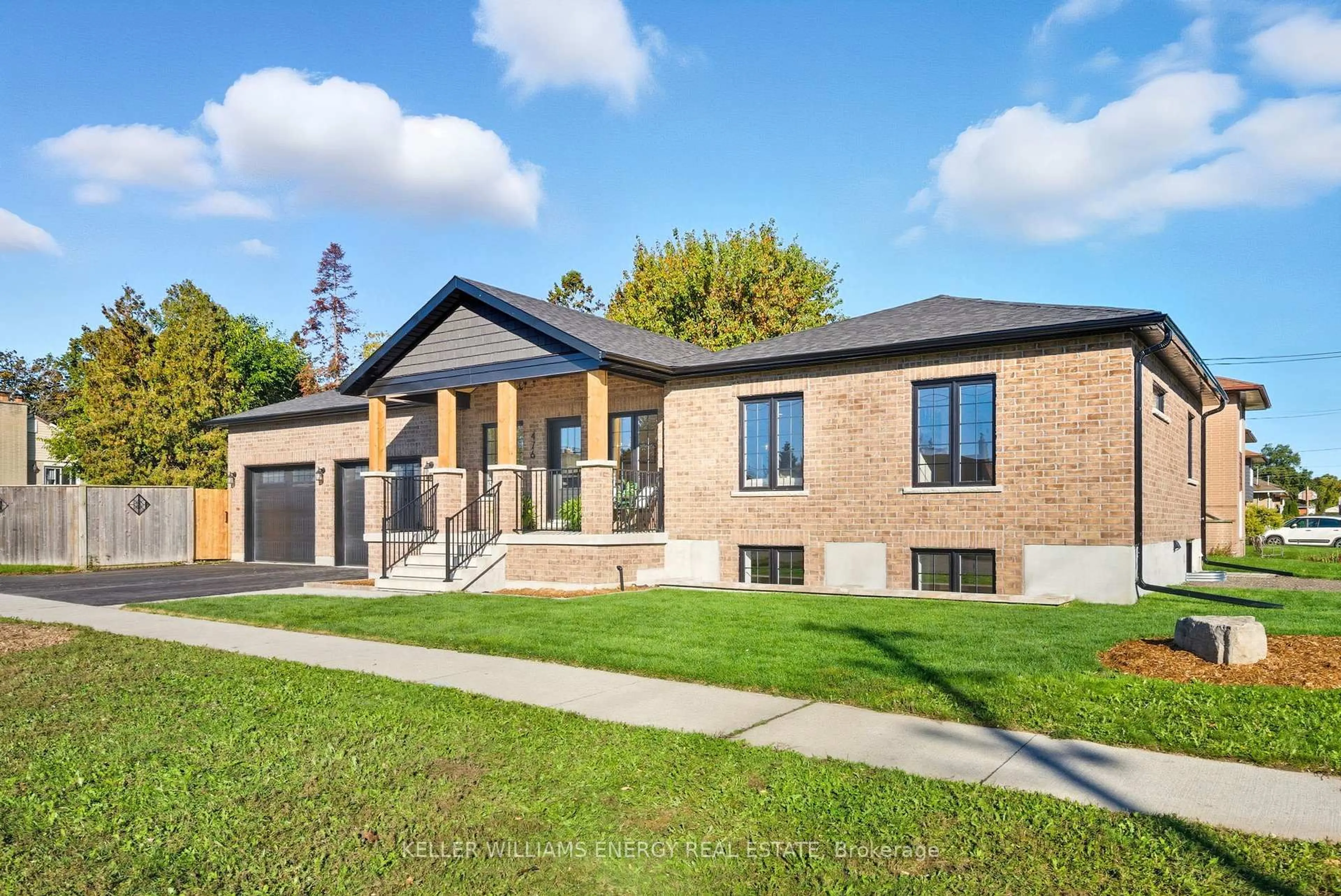 Home with brick exterior material, building for 476 Beurling Ave, Oshawa Ontario L1J 2Z9