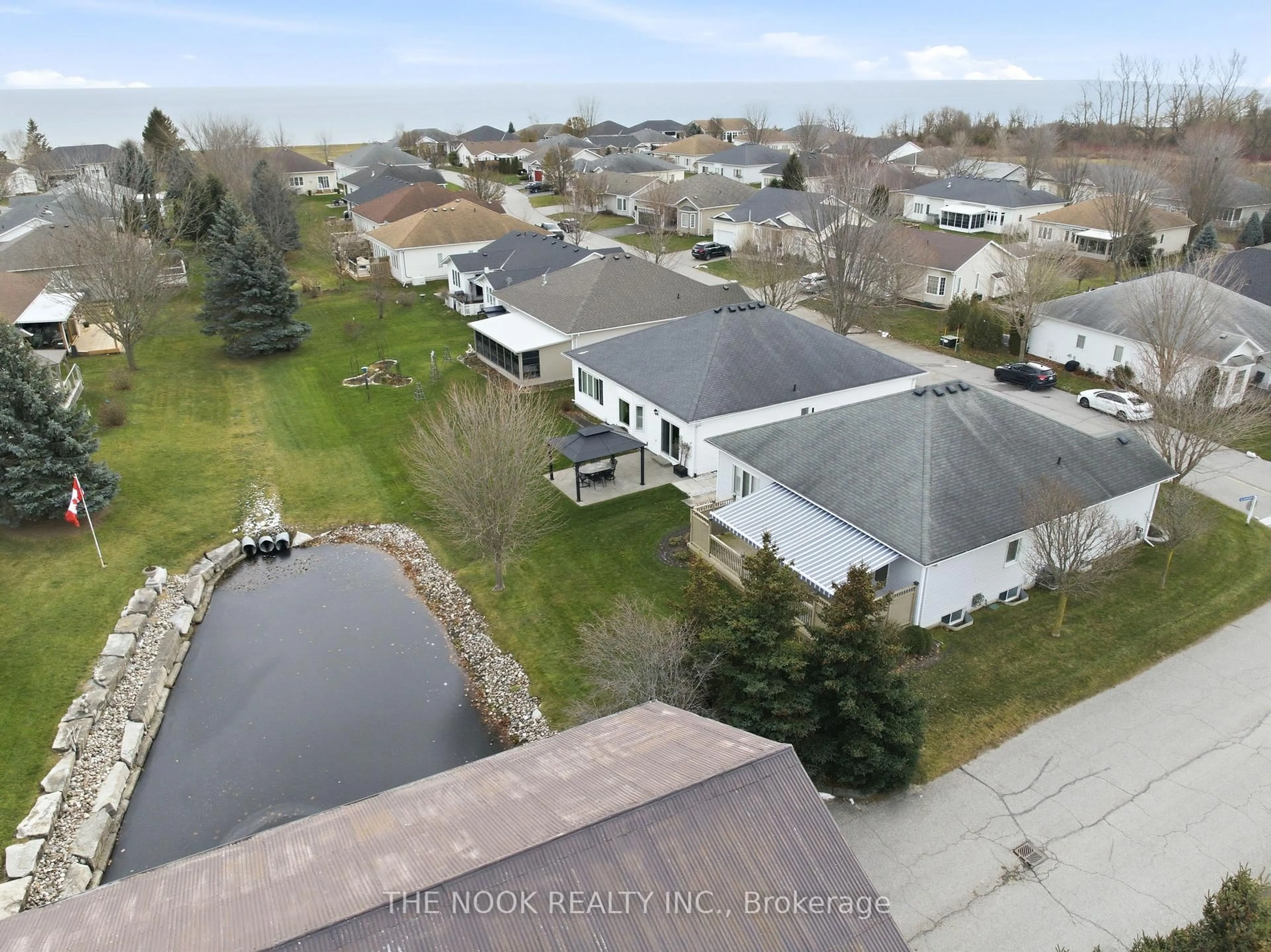 A pic from outside/outdoor area/front of a property/back of a property/a pic from drone, water/lake/river/ocean view for 19 Heatherelea Dr, Clarington Ontario L1B 0B1