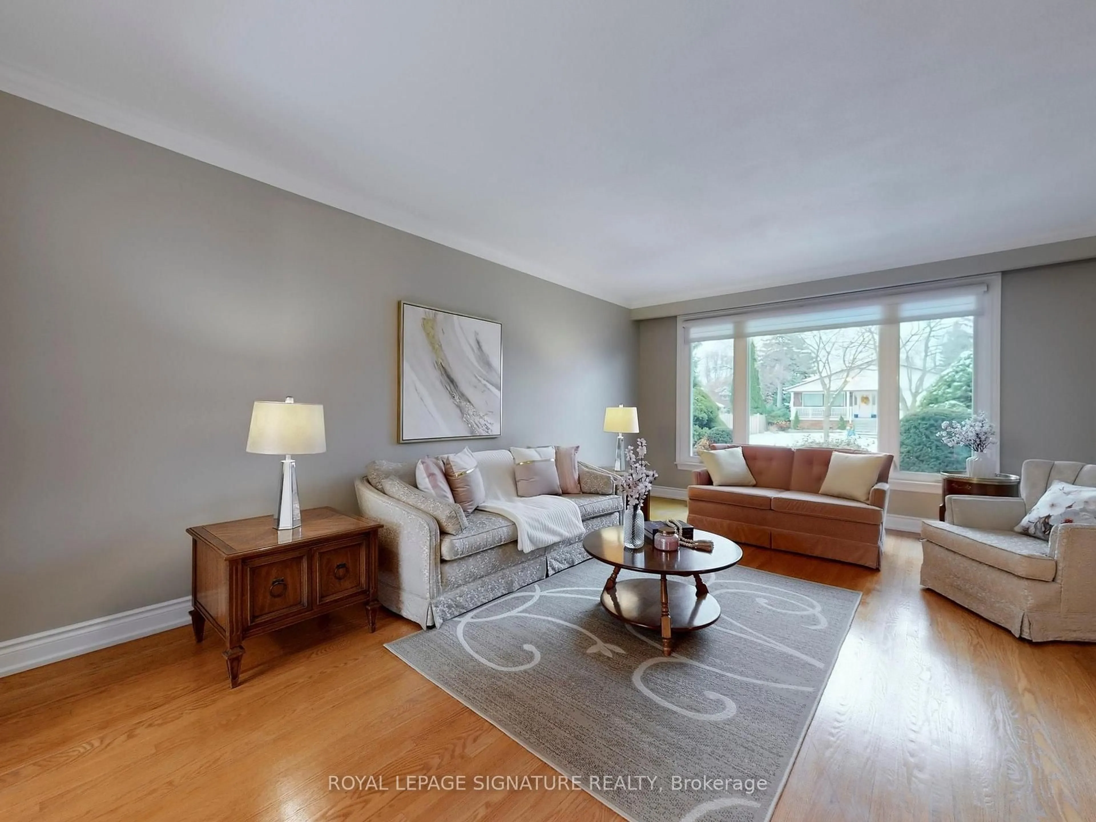 Living room with furniture, unknown for 34 Charade Crt, Toronto Ontario M1W 1C8