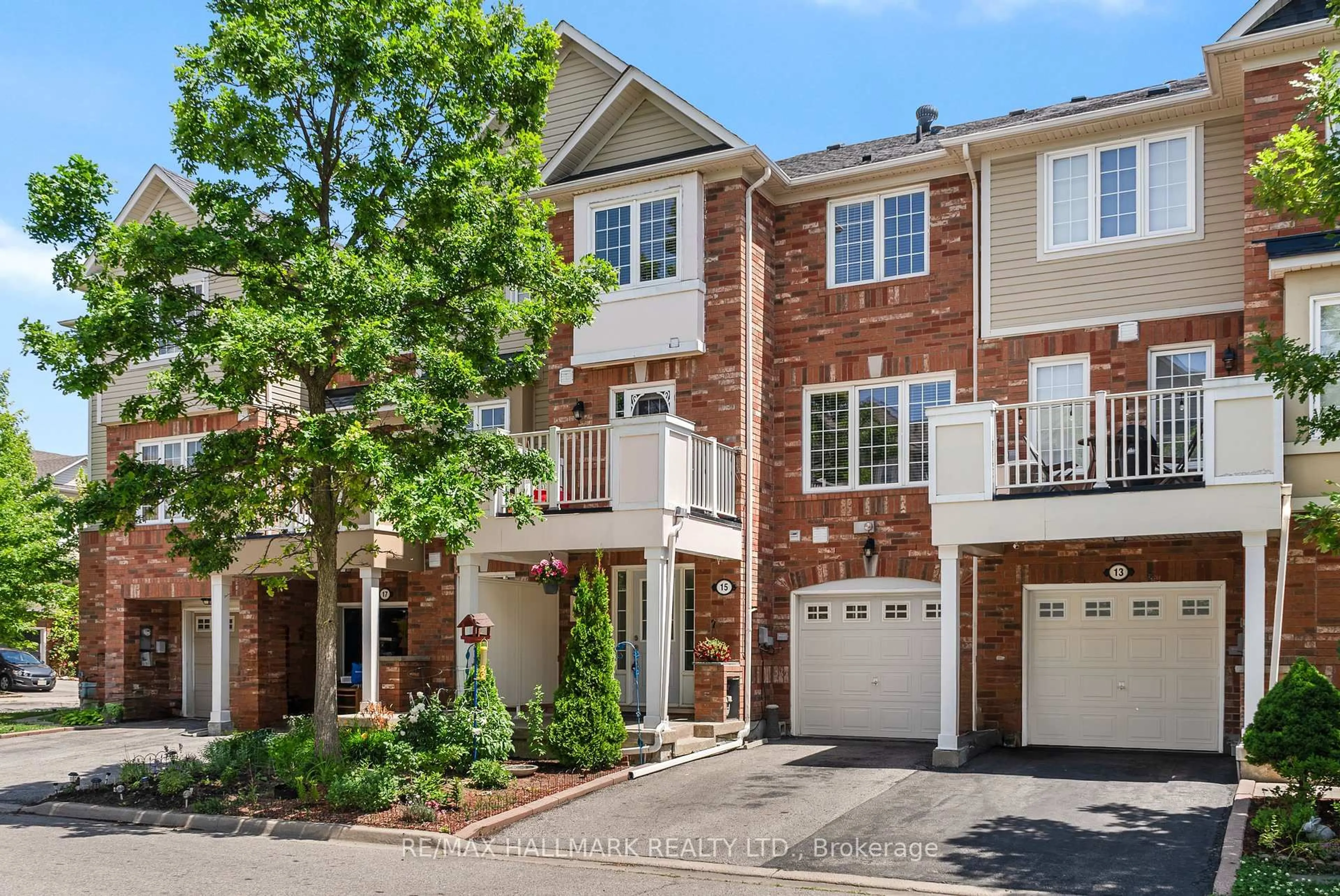 Home with brick exterior material, street for 15 Snowgoose Terr, Toronto Ontario M1B 0A9
