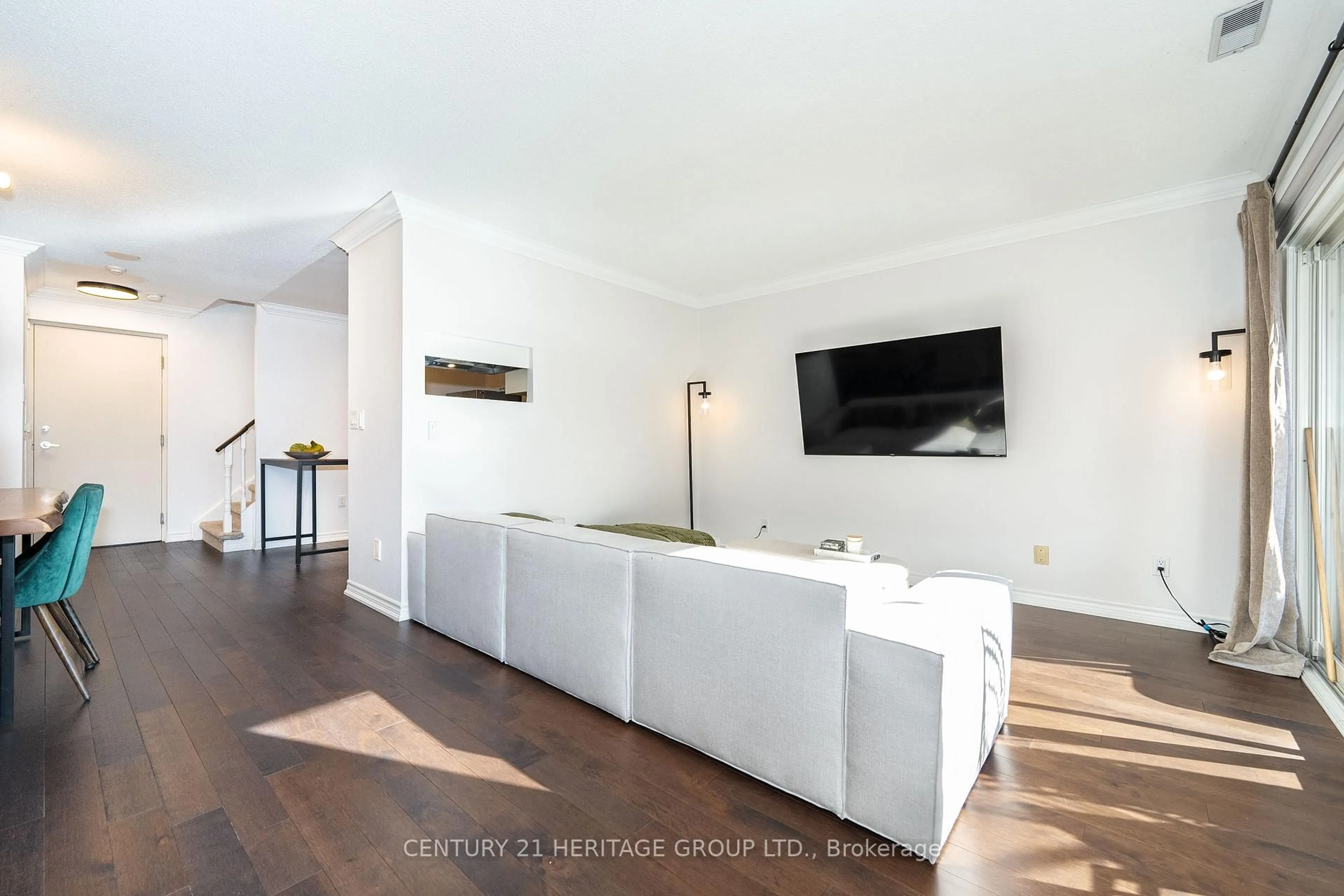 Home theater for 1400 The Esplanade Rd #500, Pickering Ontario L1V 6V2